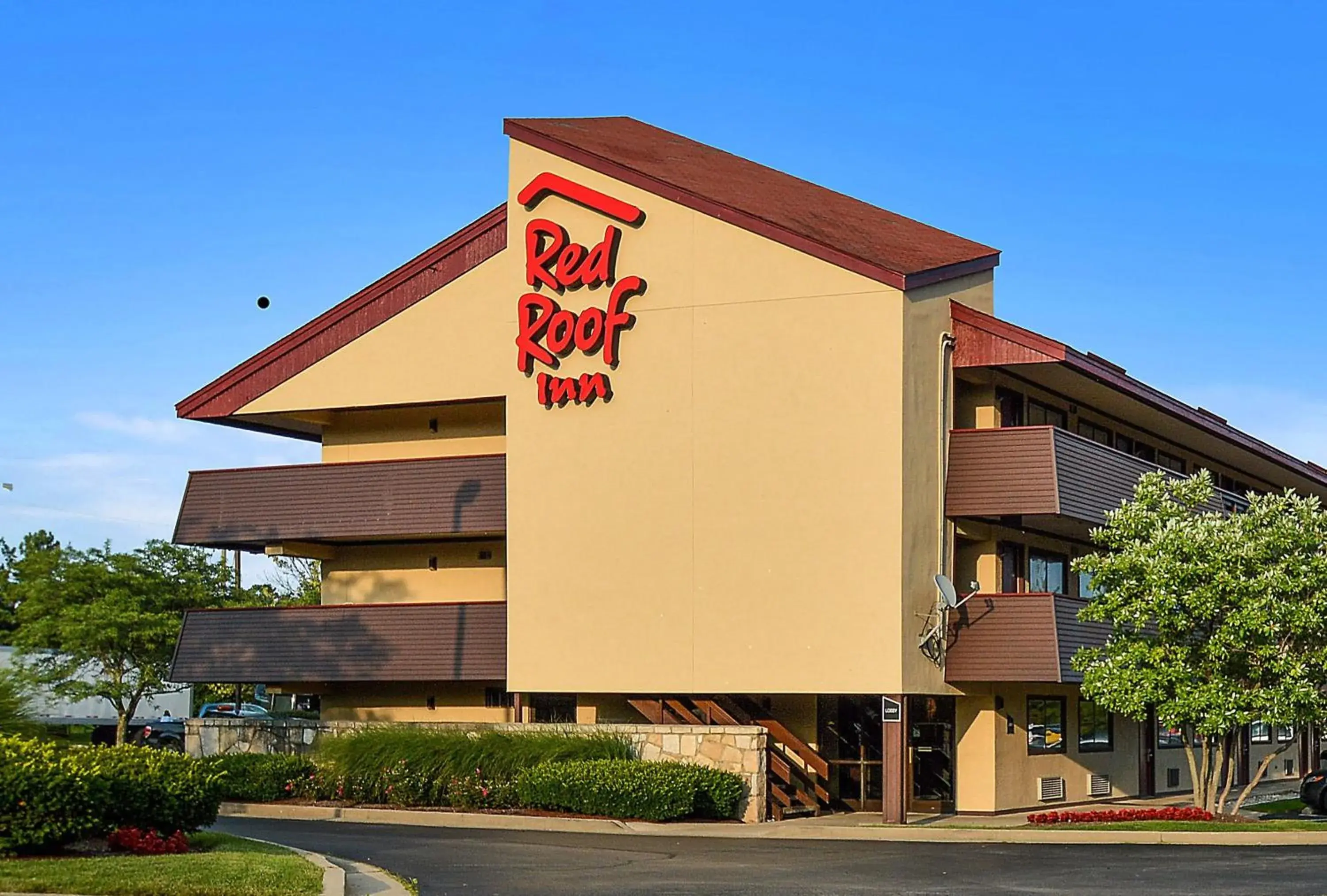 Property building in Red Roof Inn Lexington South Property building in Red Roof Inn Lexington South