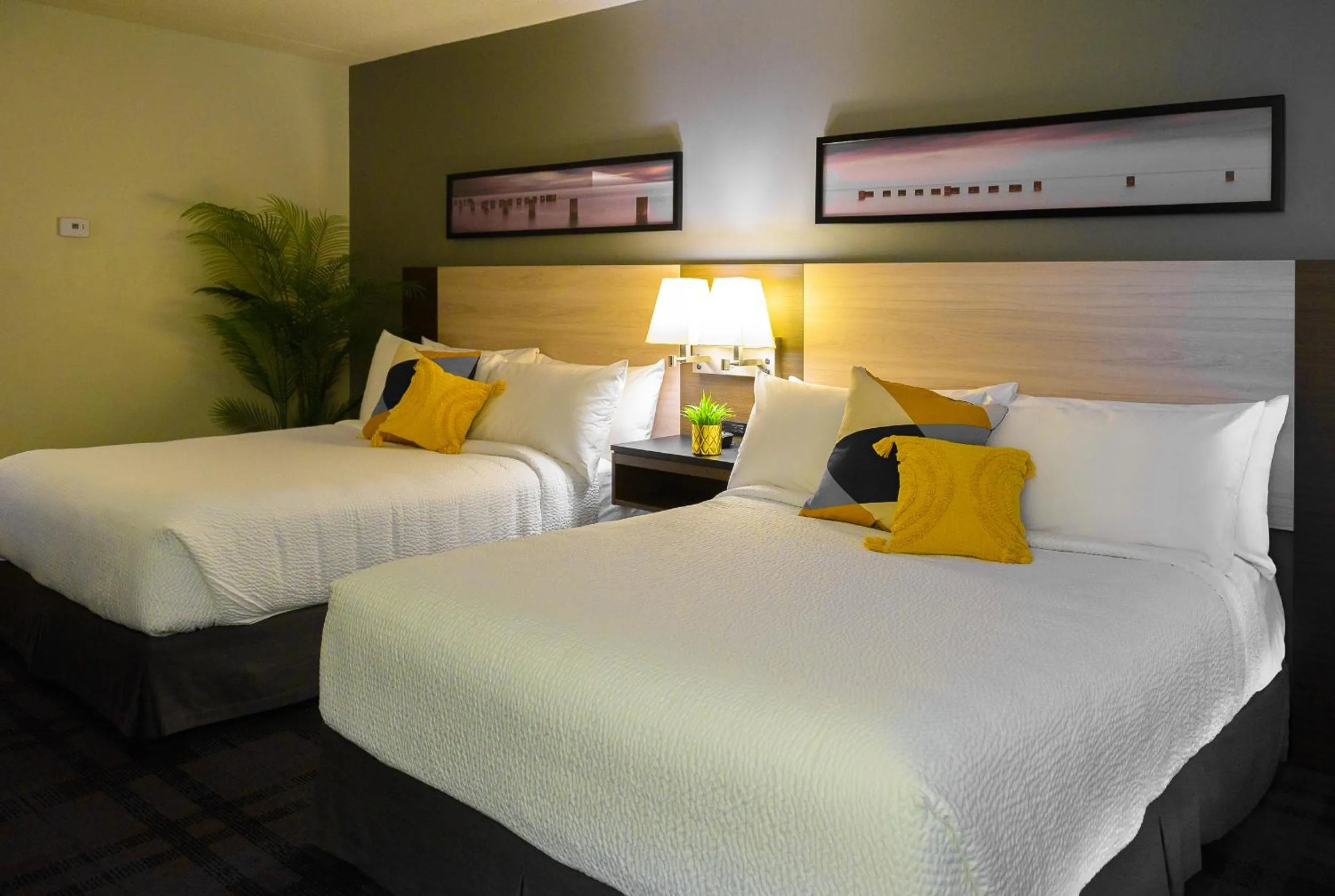 Bedroom, Bed in Rodd Miramichi