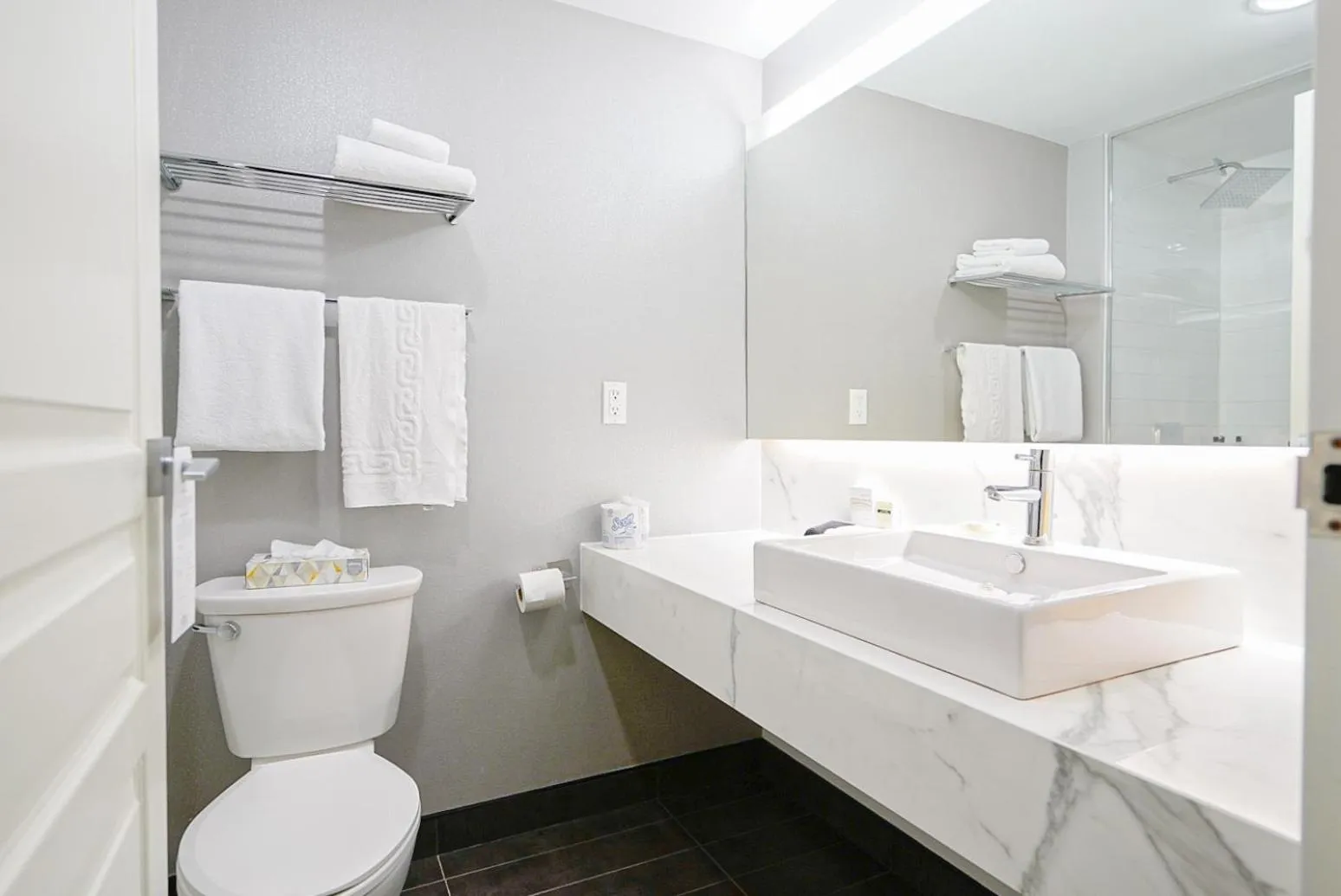 Bathroom in Rodd Miramichi