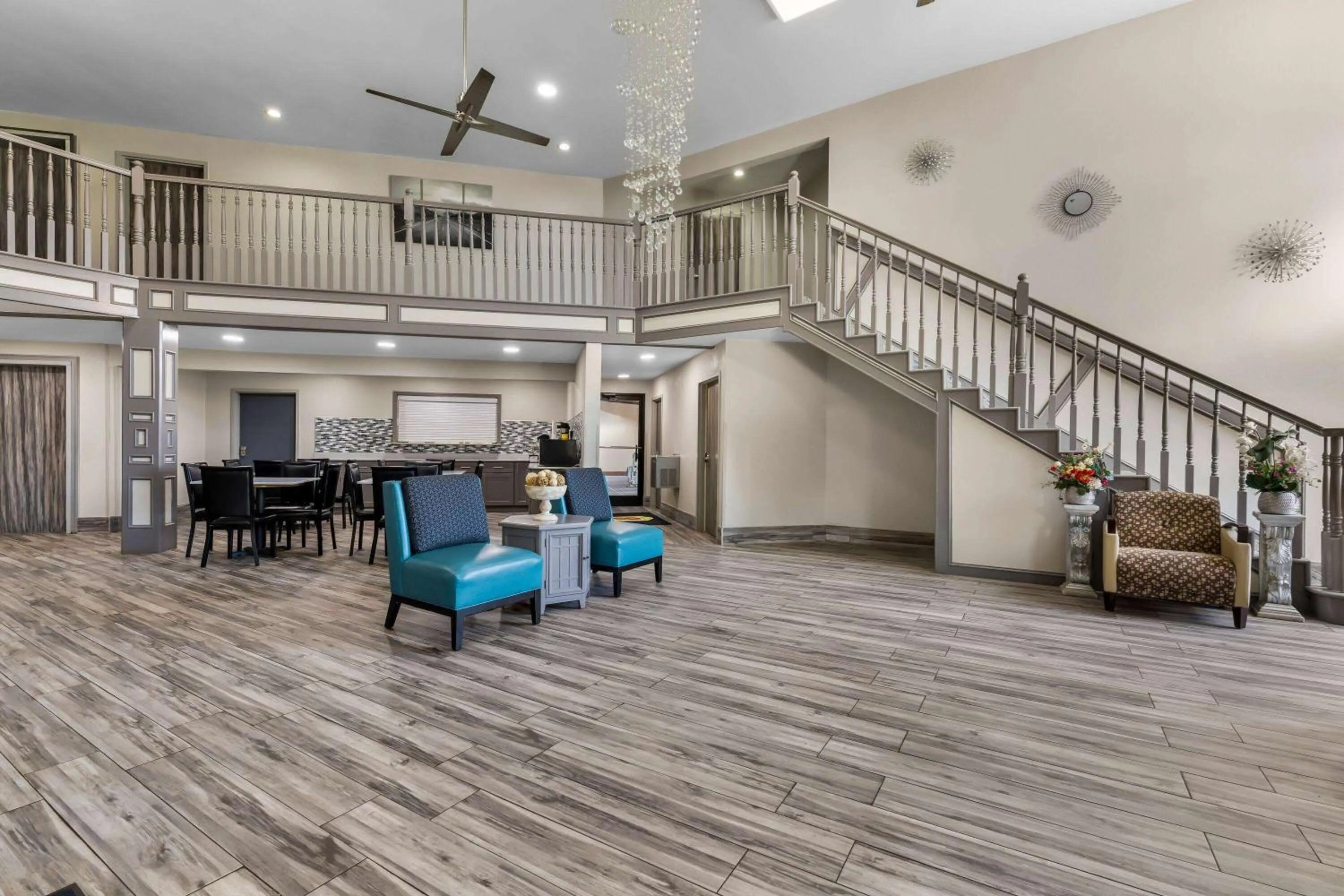 Lobby or reception in Super 8 by Wyndham Dickson