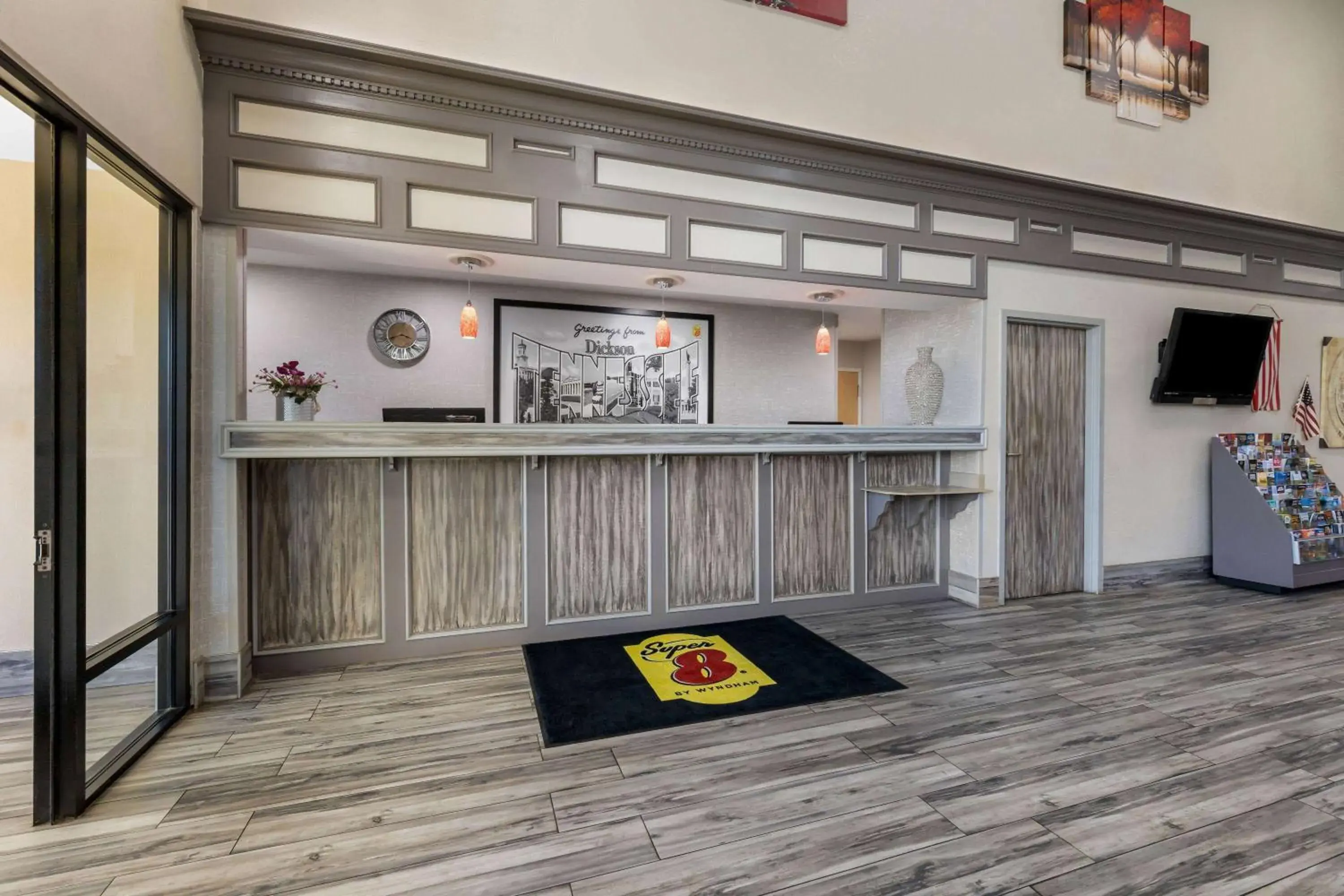 Lobby or reception in Super 8 by Wyndham Dickson Lobby or reception in Super 8 by Wyndham Dickson