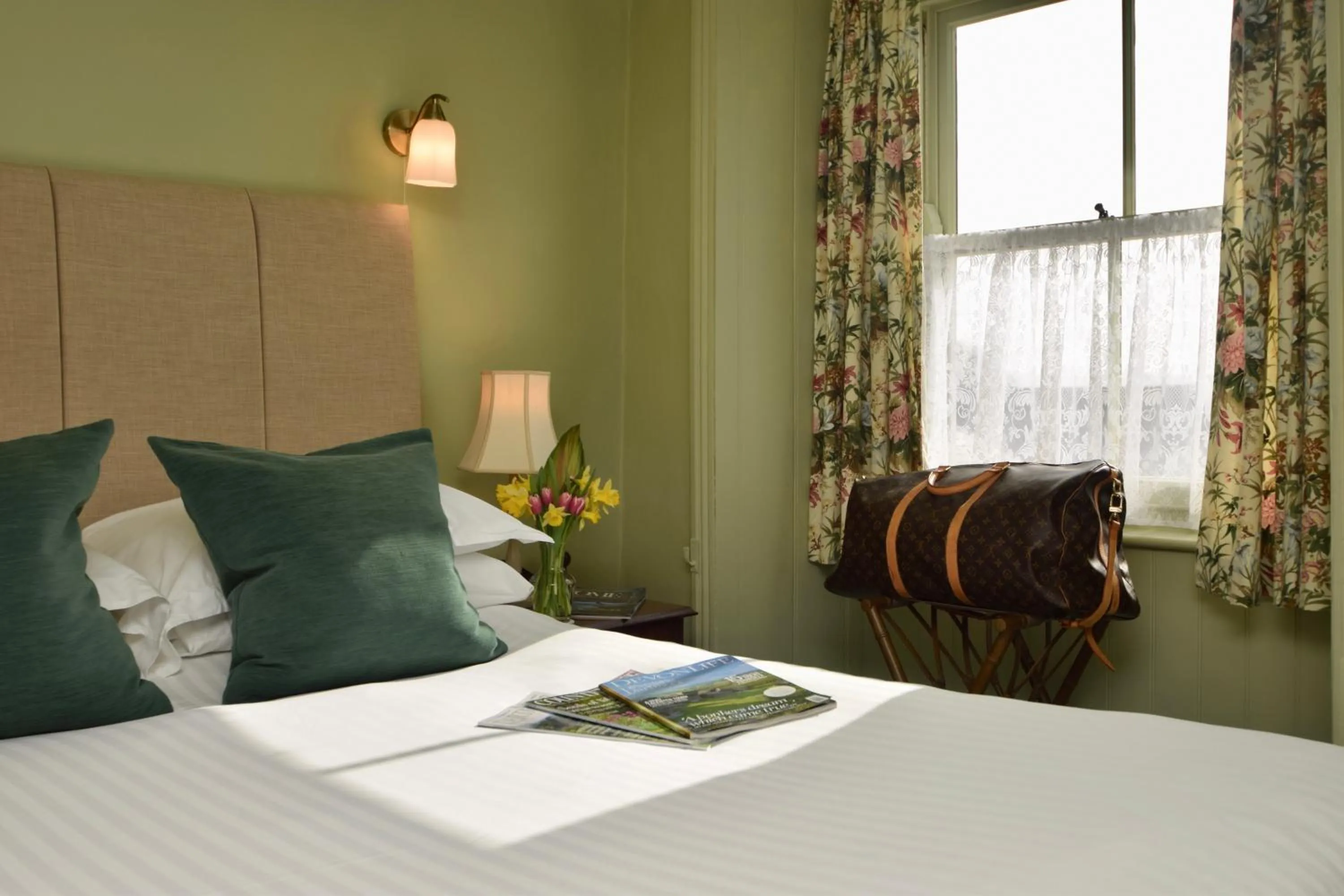 Bed in The White Hart Hotel