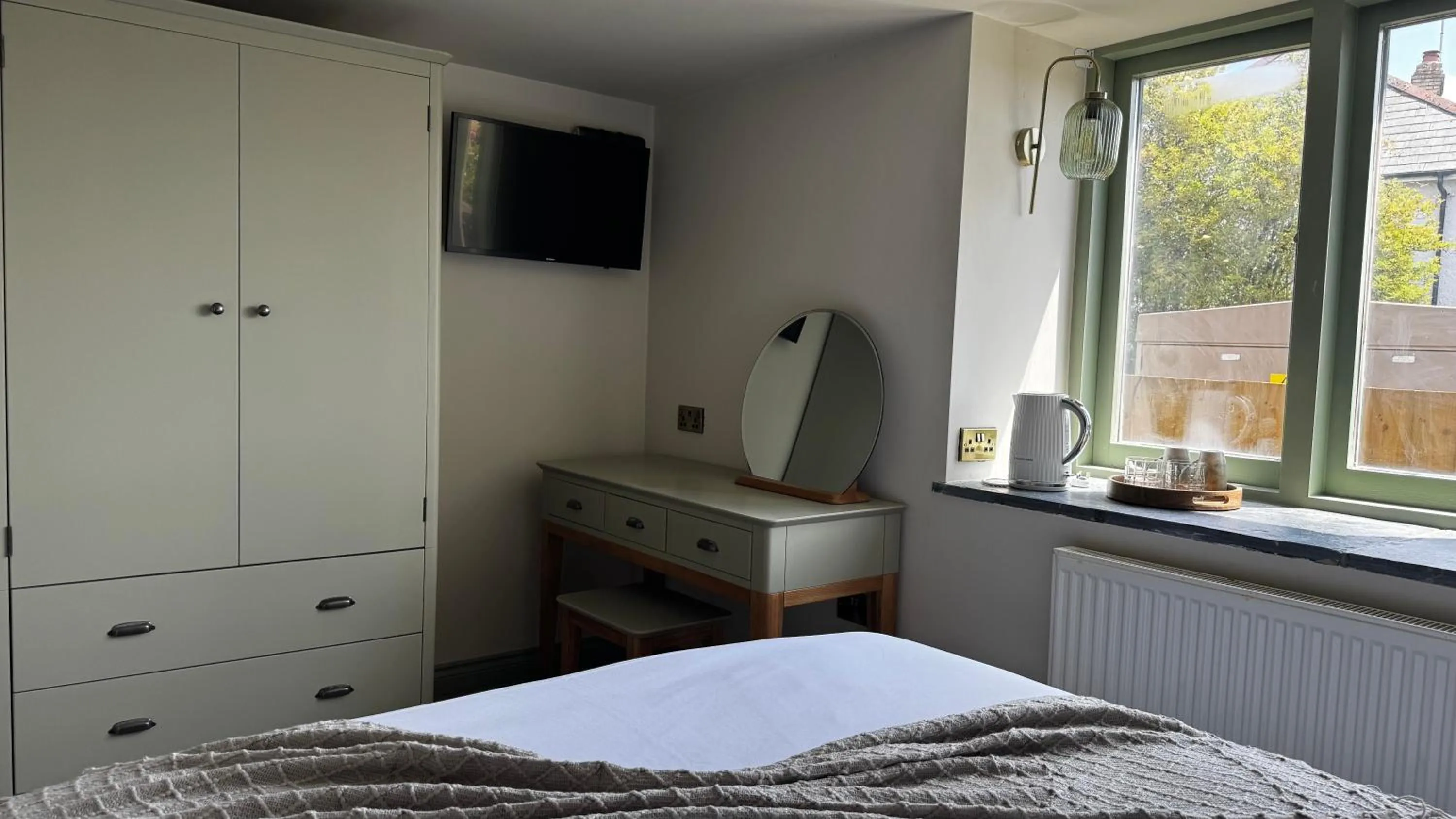 Bed in The White Hart Hotel