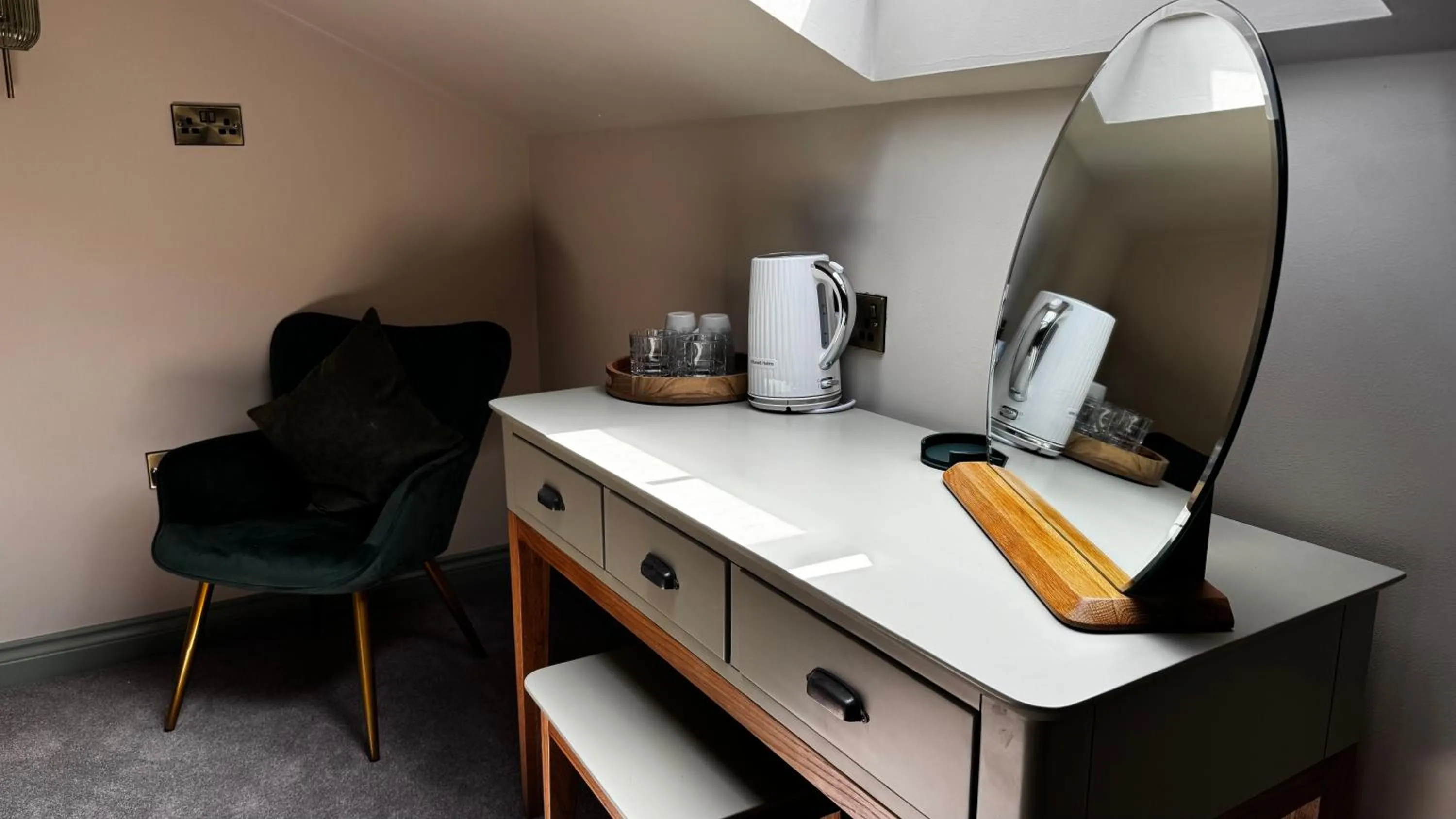 The White Hart Hotel