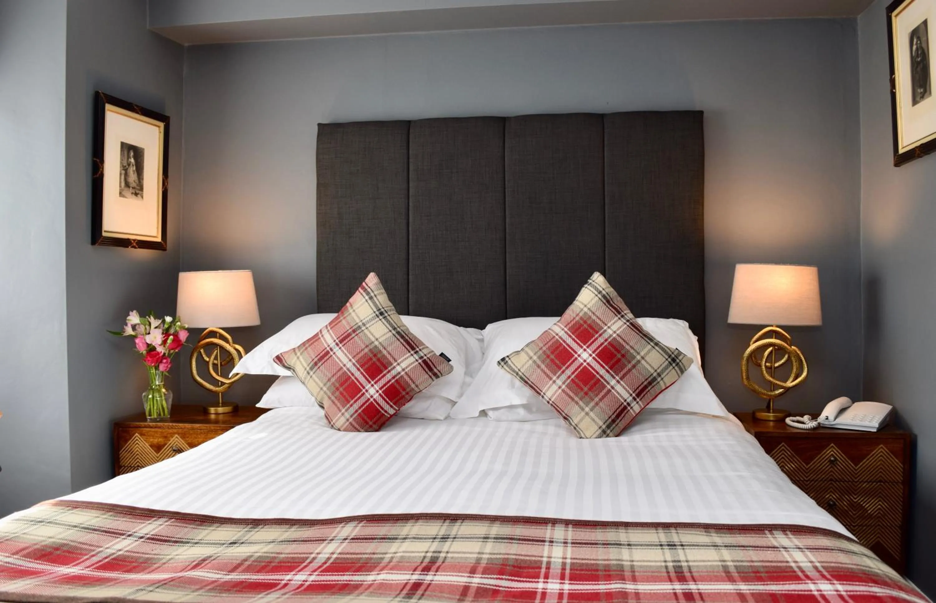 Bed in The White Hart Hotel