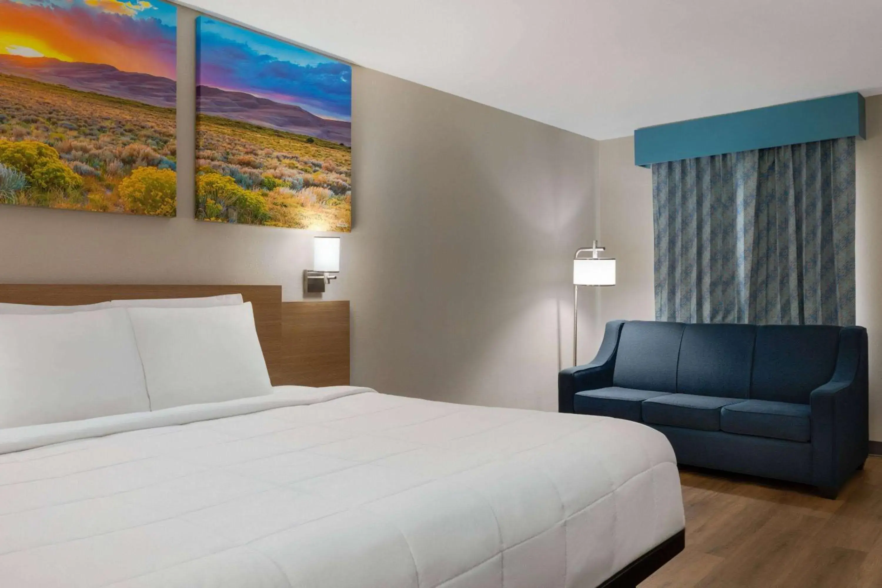 Photo of the whole room, Bed in Days Inn by Wyndham Covington Photo of the whole room, Bed in Days Inn by Wyndham Covington