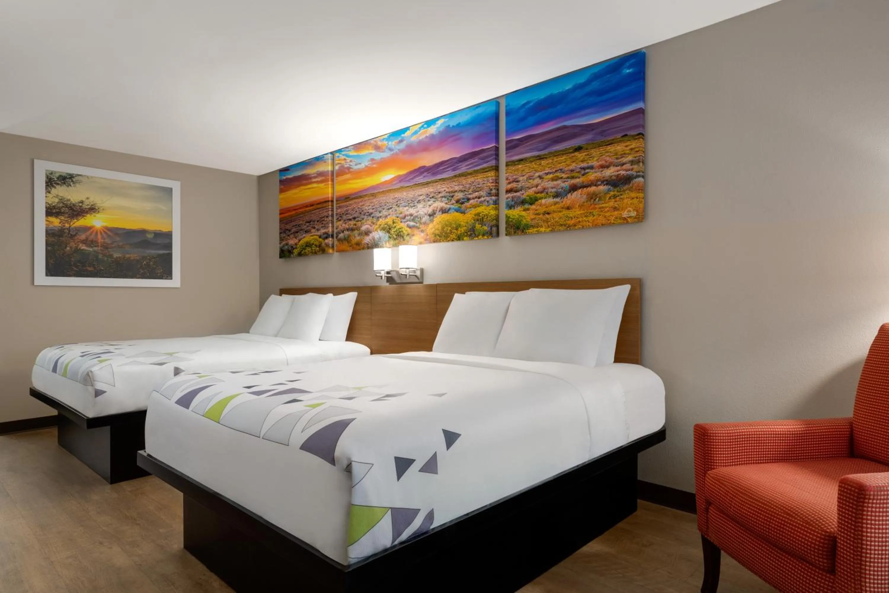 Bed in Days Inn by Wyndham Covington