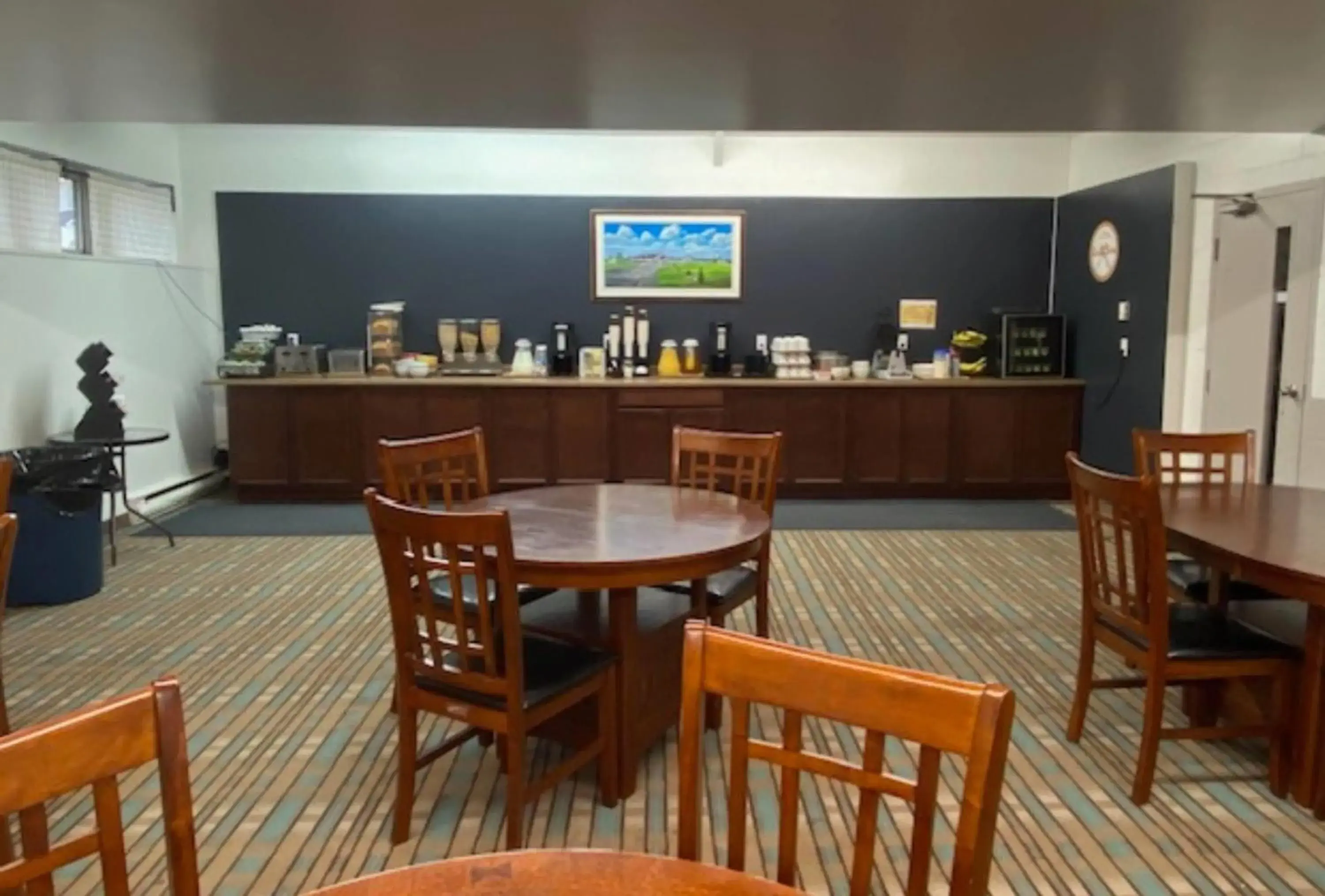 Restaurant/places to eat in Howard Johnson by Wyndham Woodstock NB Restaurant/places to eat in Howard Johnson by Wyndham Woodstock NB