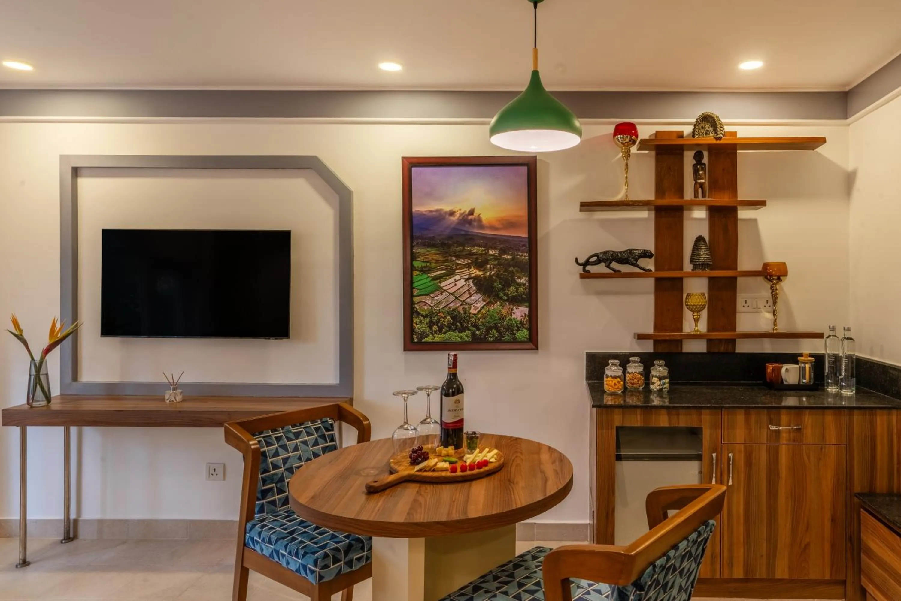 Living room in Sterling Ooty Elk Hill