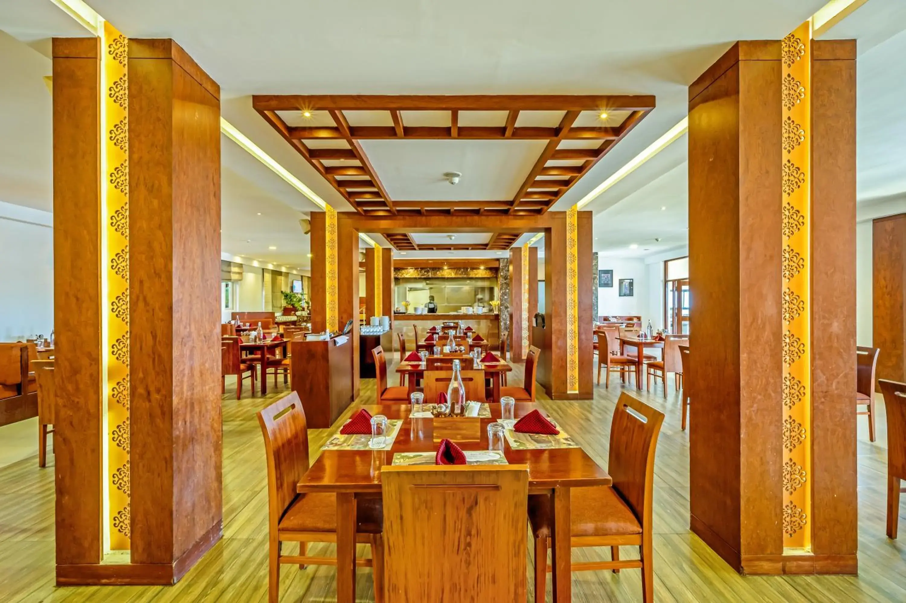 Restaurant/places to eat in Sterling Ooty Elk Hill Restaurant/places to eat in Sterling Ooty Elk Hill