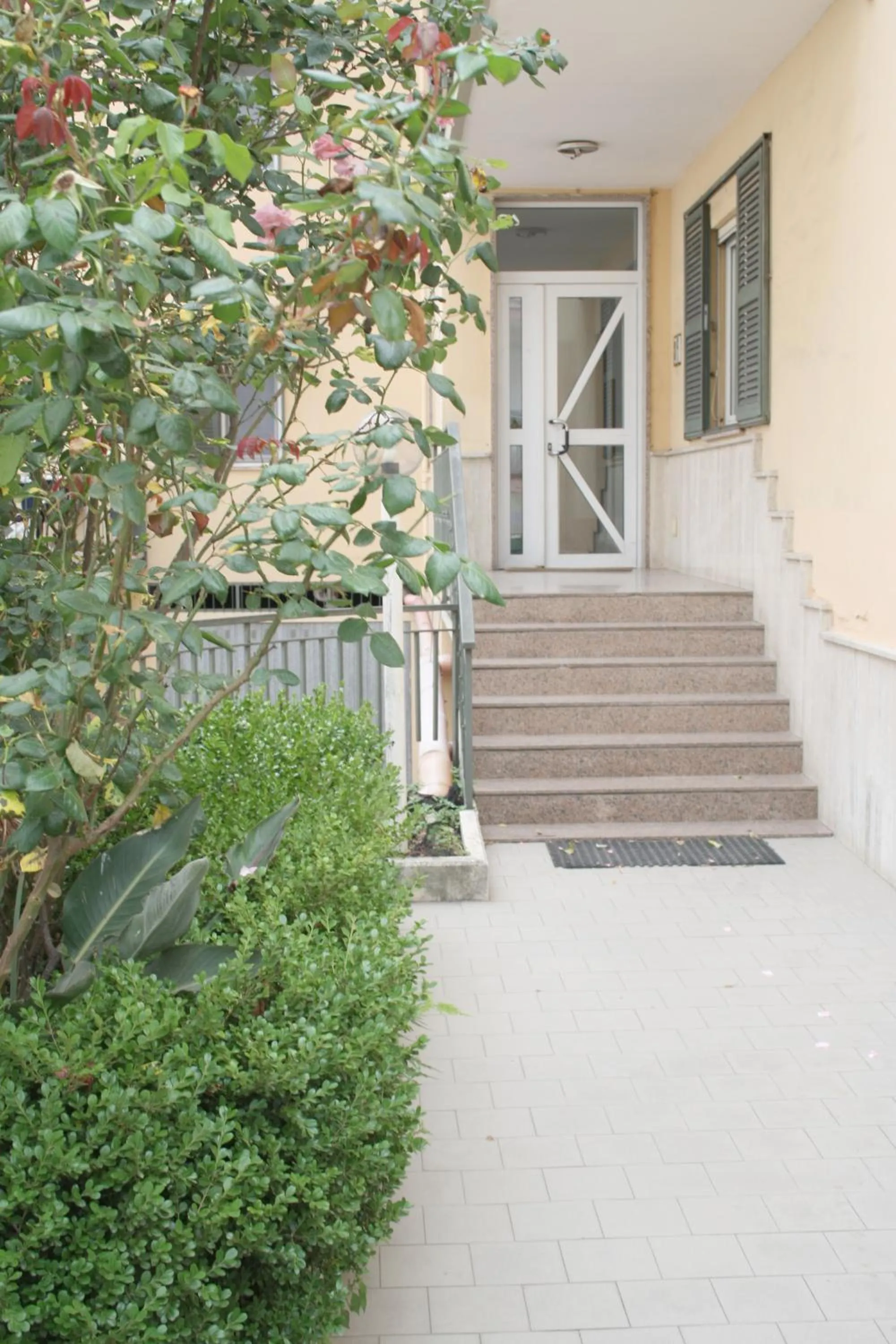 Property building in City life Pompeii