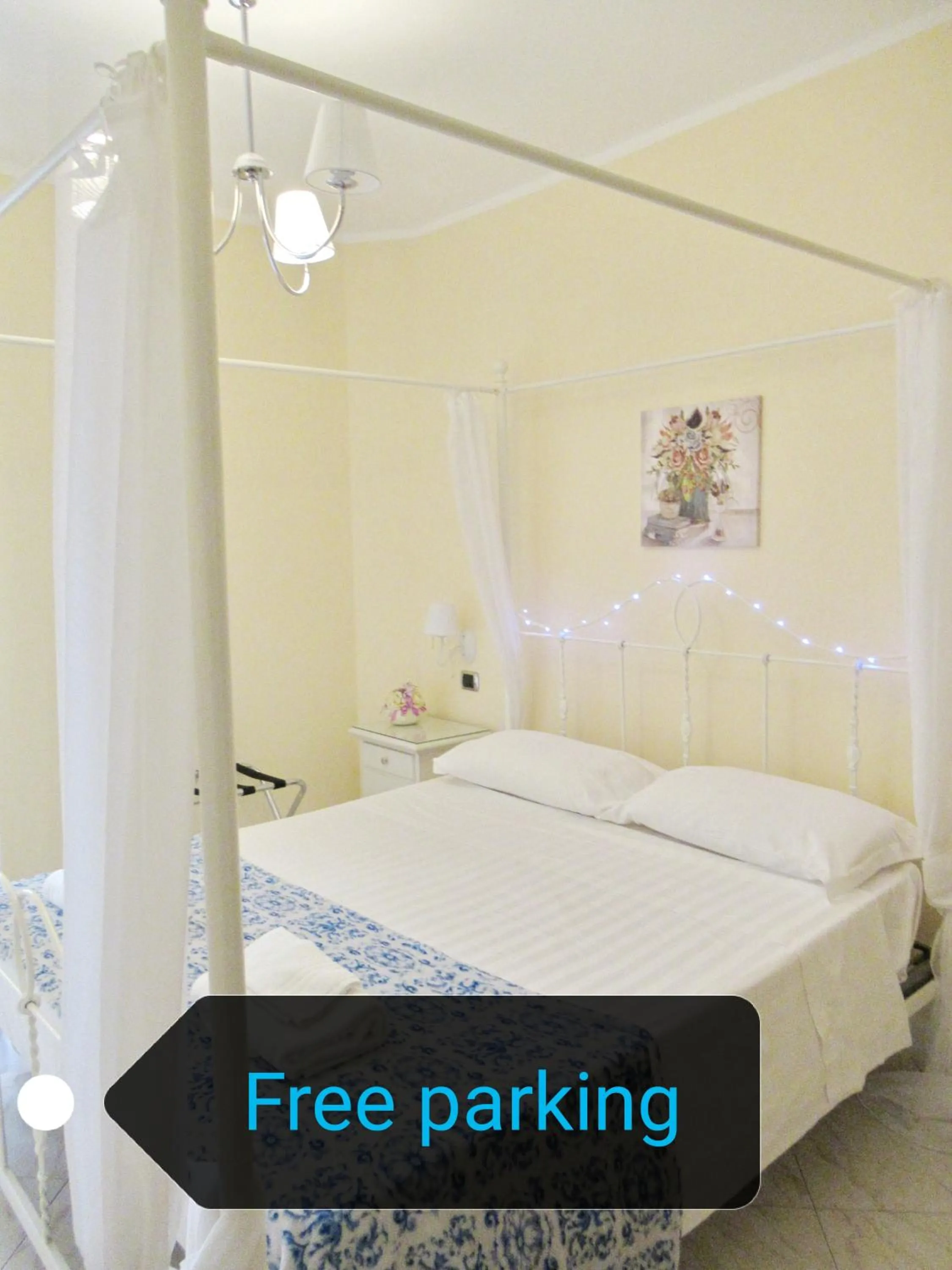 Bed in City life Pompeii