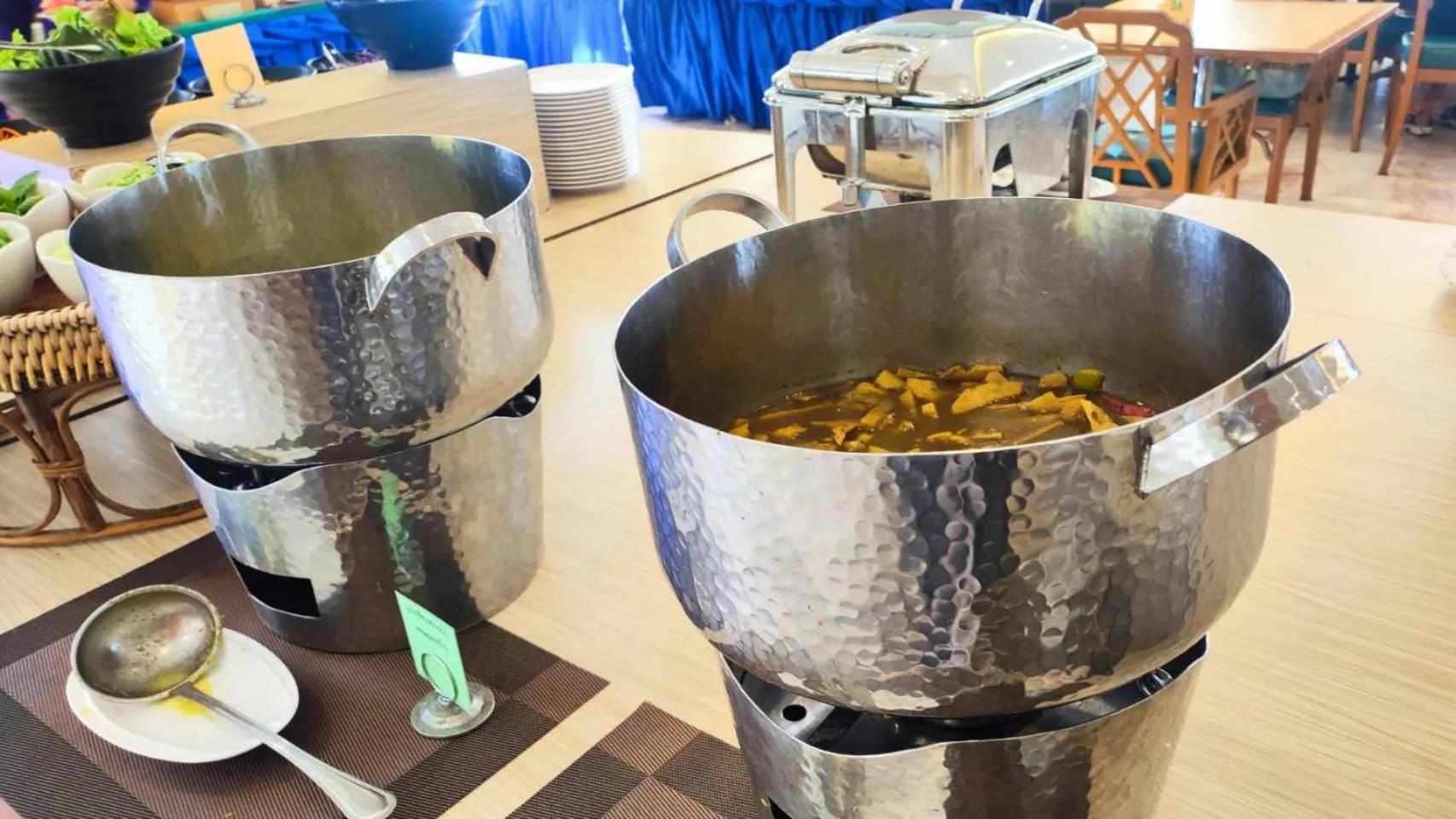 Buffet breakfast in Diamond Plaza Hotel