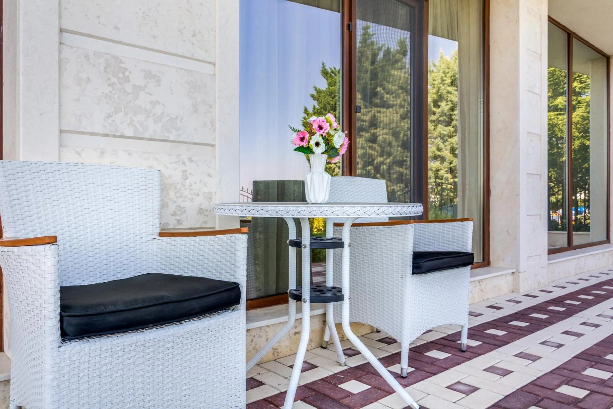 Garden in Apartcomplex Golden Bay