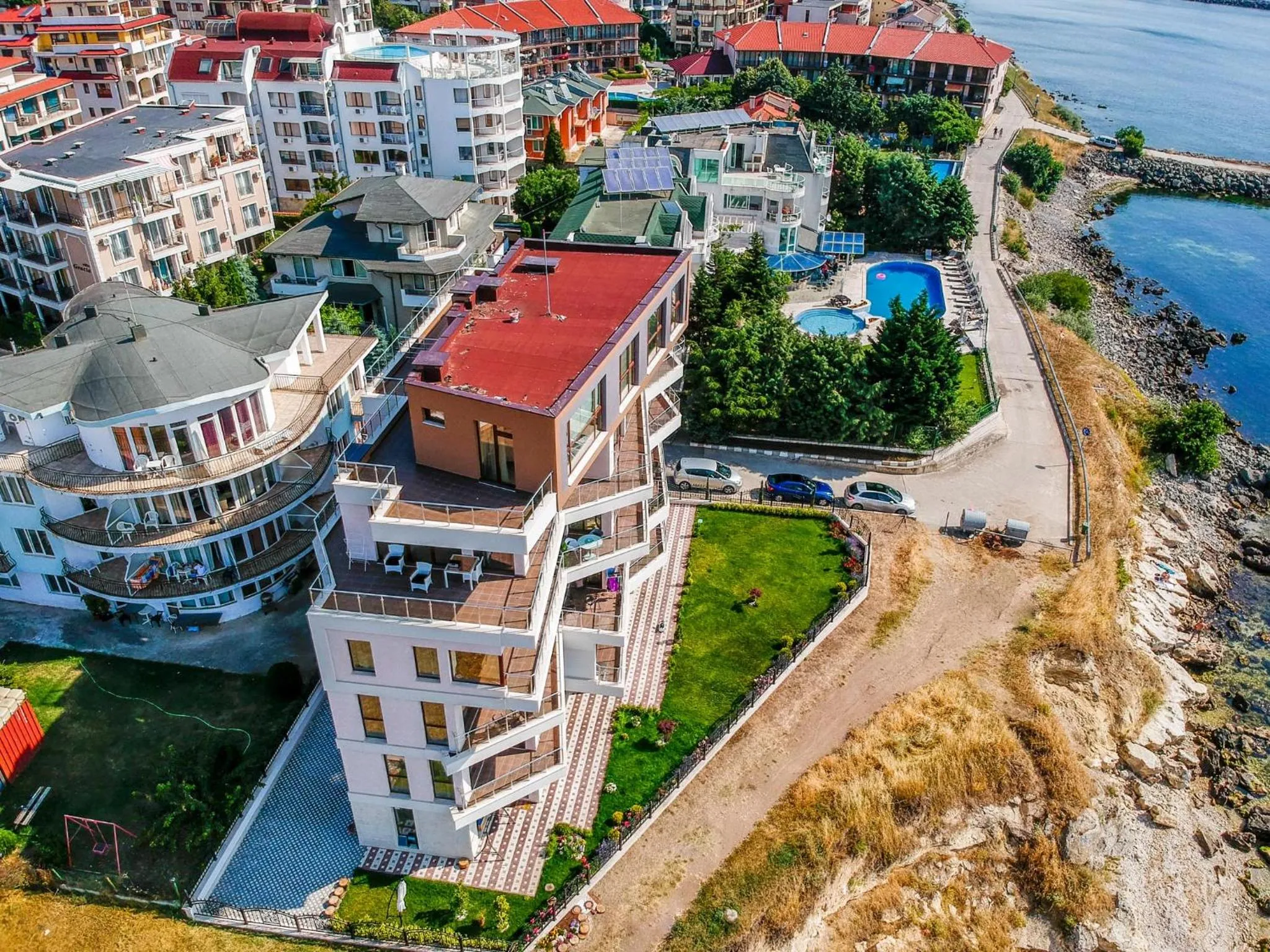 Bird's eye view in Apartcomplex Golden Bay