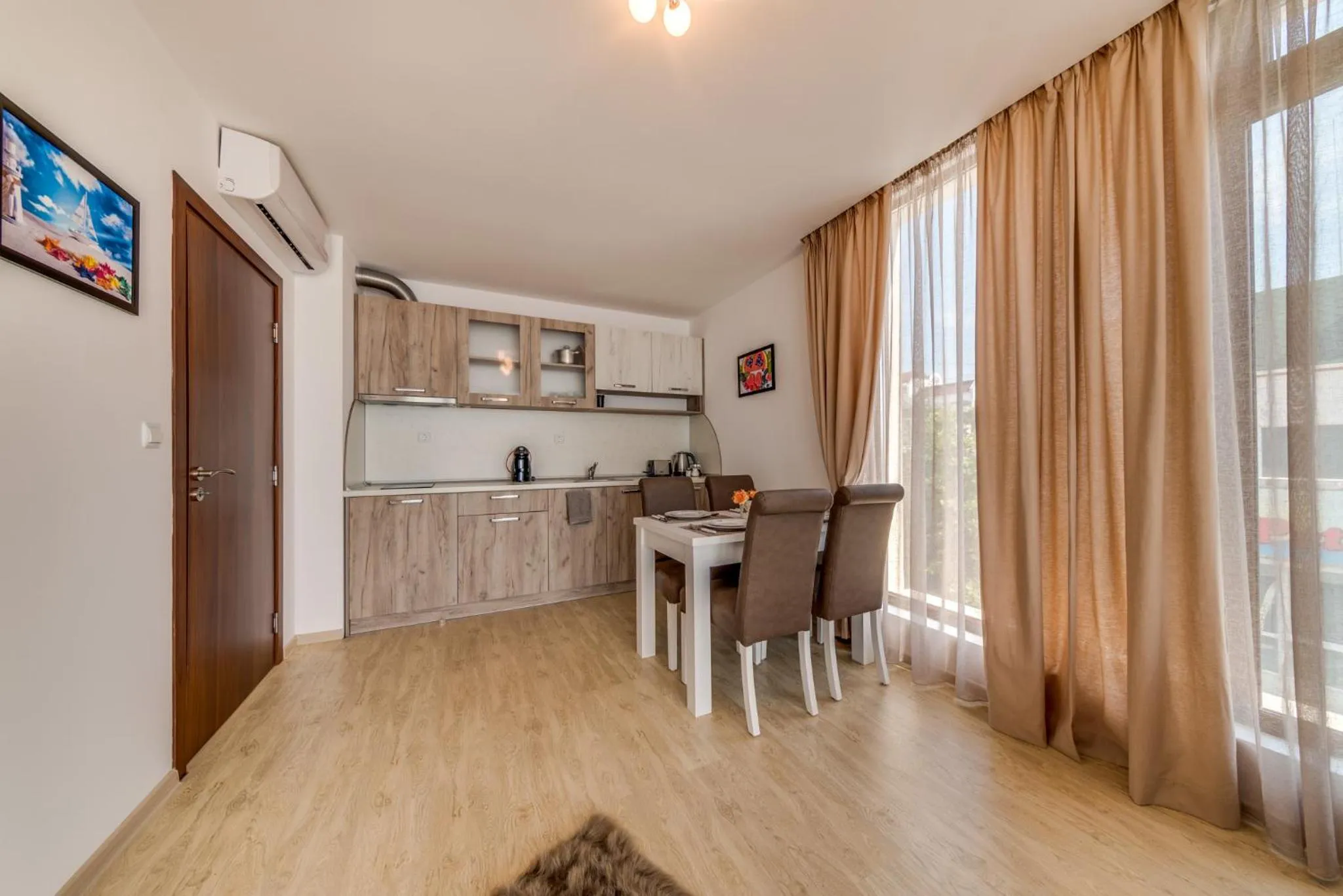 Kitchen or kitchenette in Apartcomplex Golden Bay