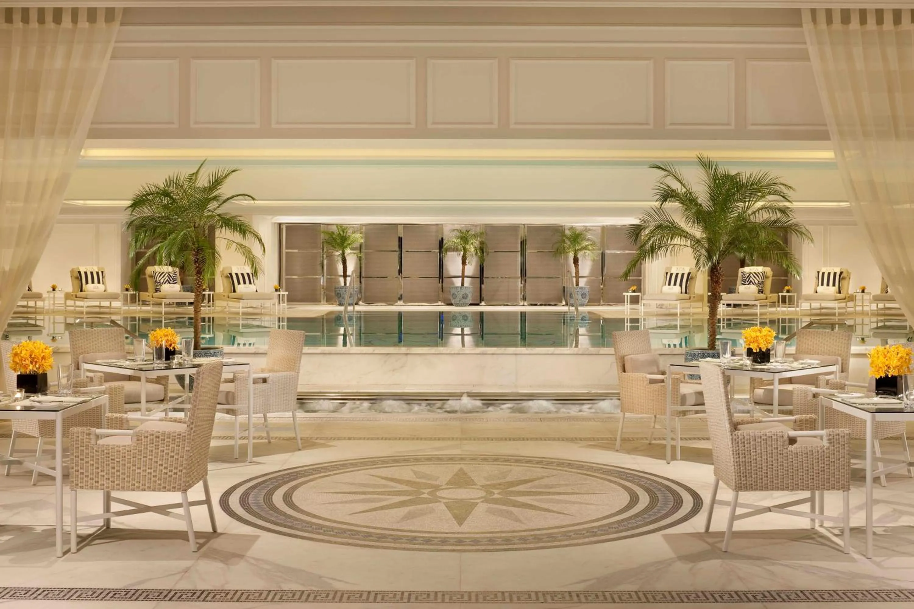 Lobby or reception in The Peninsula Shanghai