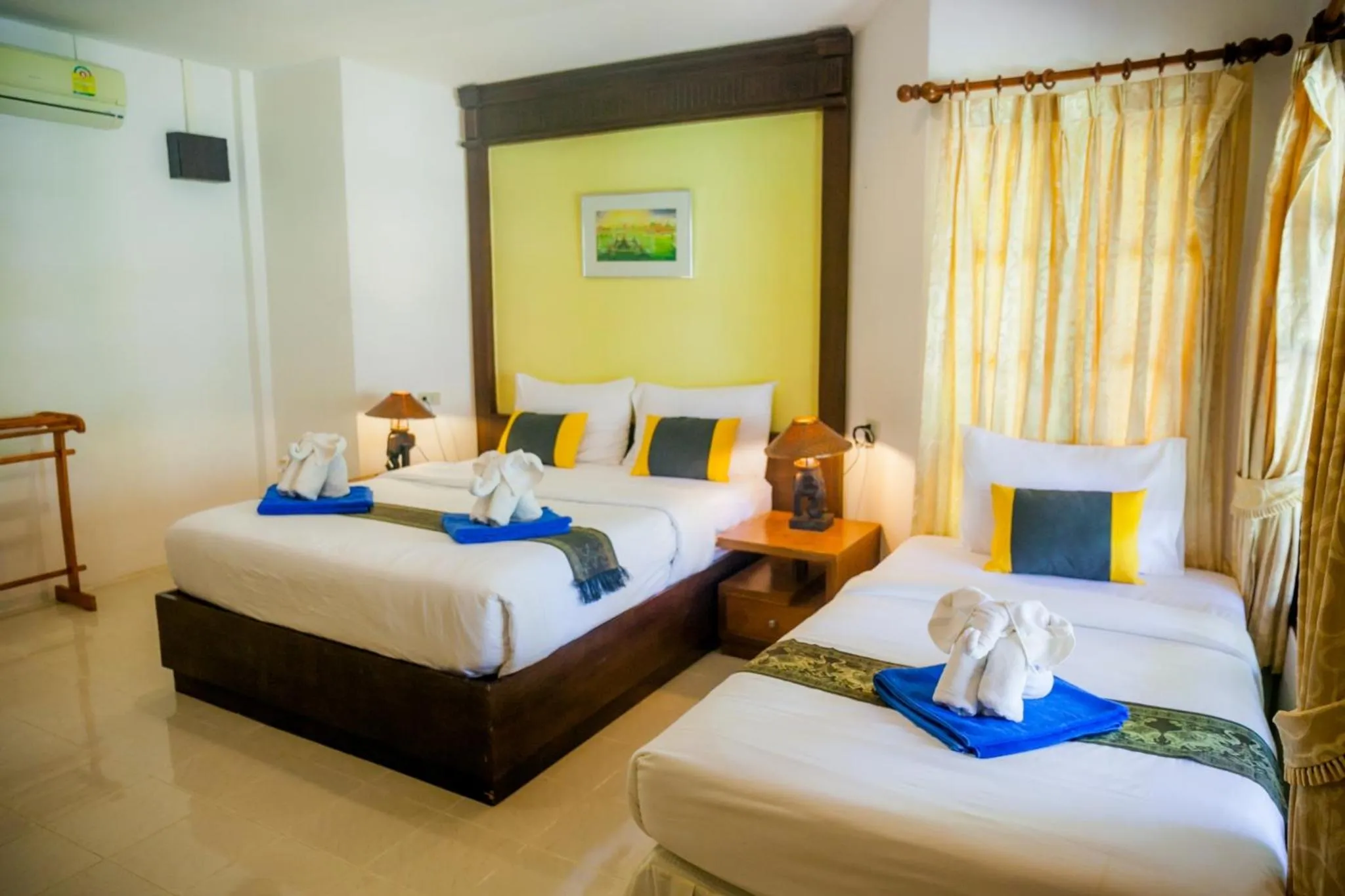 Bed in Sea Sand Sun Resort, Lanta Island