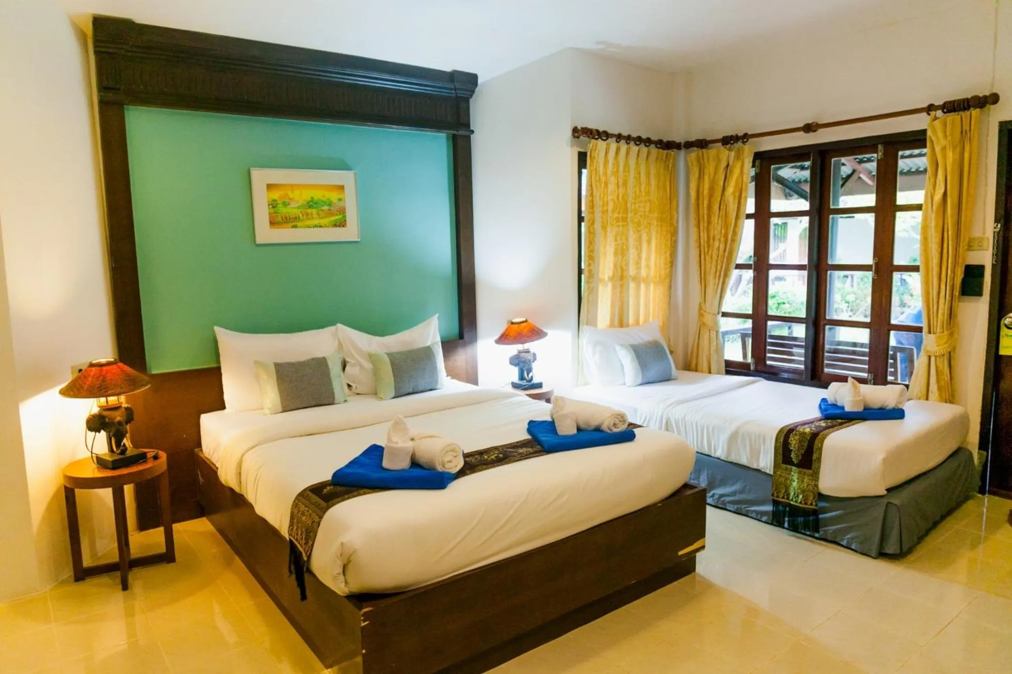 Bed in Sea Sand Sun Resort, Lanta Island