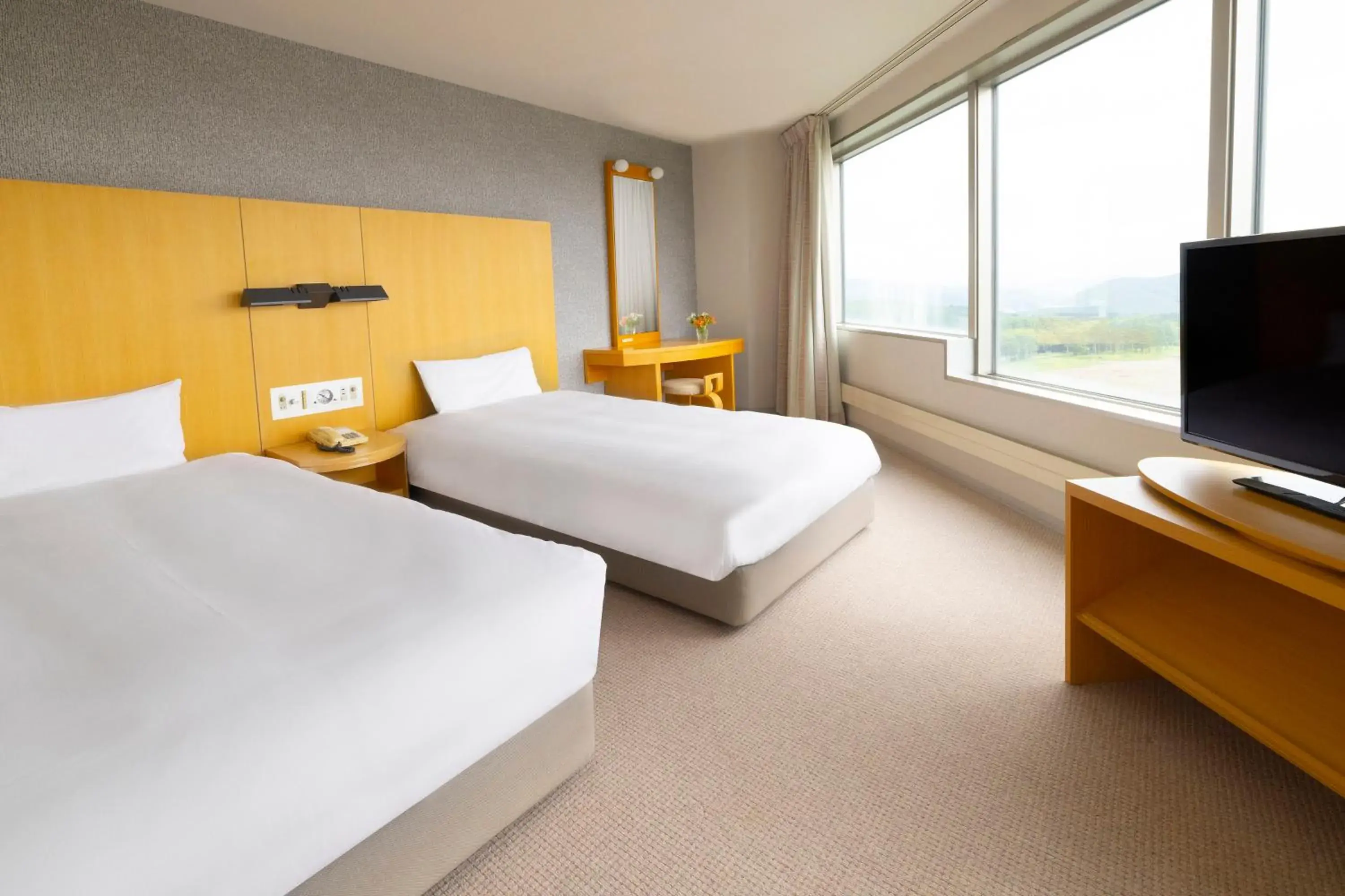 Photo of the whole room, Bed in ANA Crowne Plaza Resort Appi Kogen by IHG Photo of the whole room, Bed in ANA Crowne Plaza Resort Appi Kogen by IHG