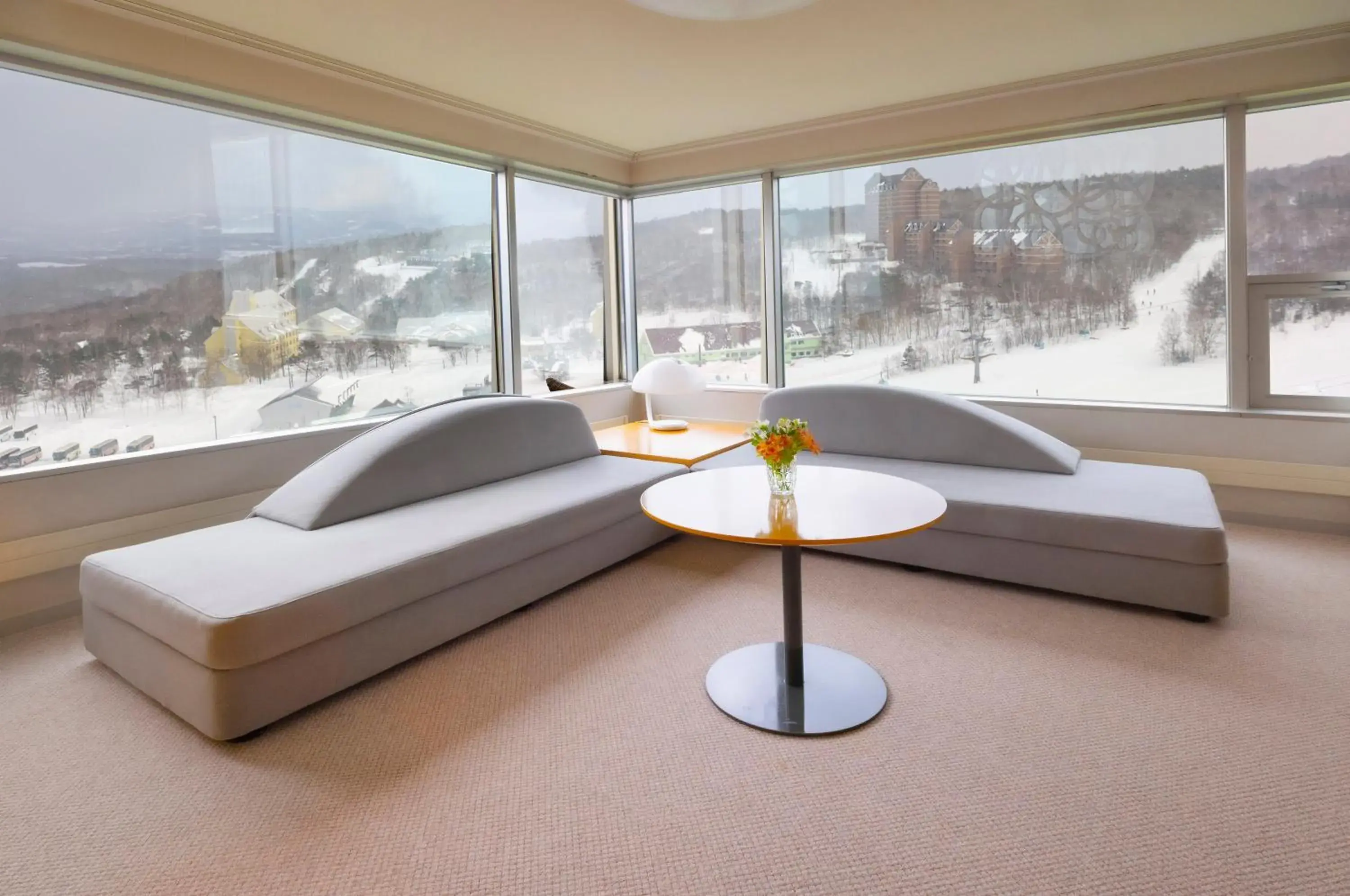 Photo of the whole room in ANA Crowne Plaza Resort Appi Kogen by IHG Photo of the whole room in ANA Crowne Plaza Resort Appi Kogen by IHG