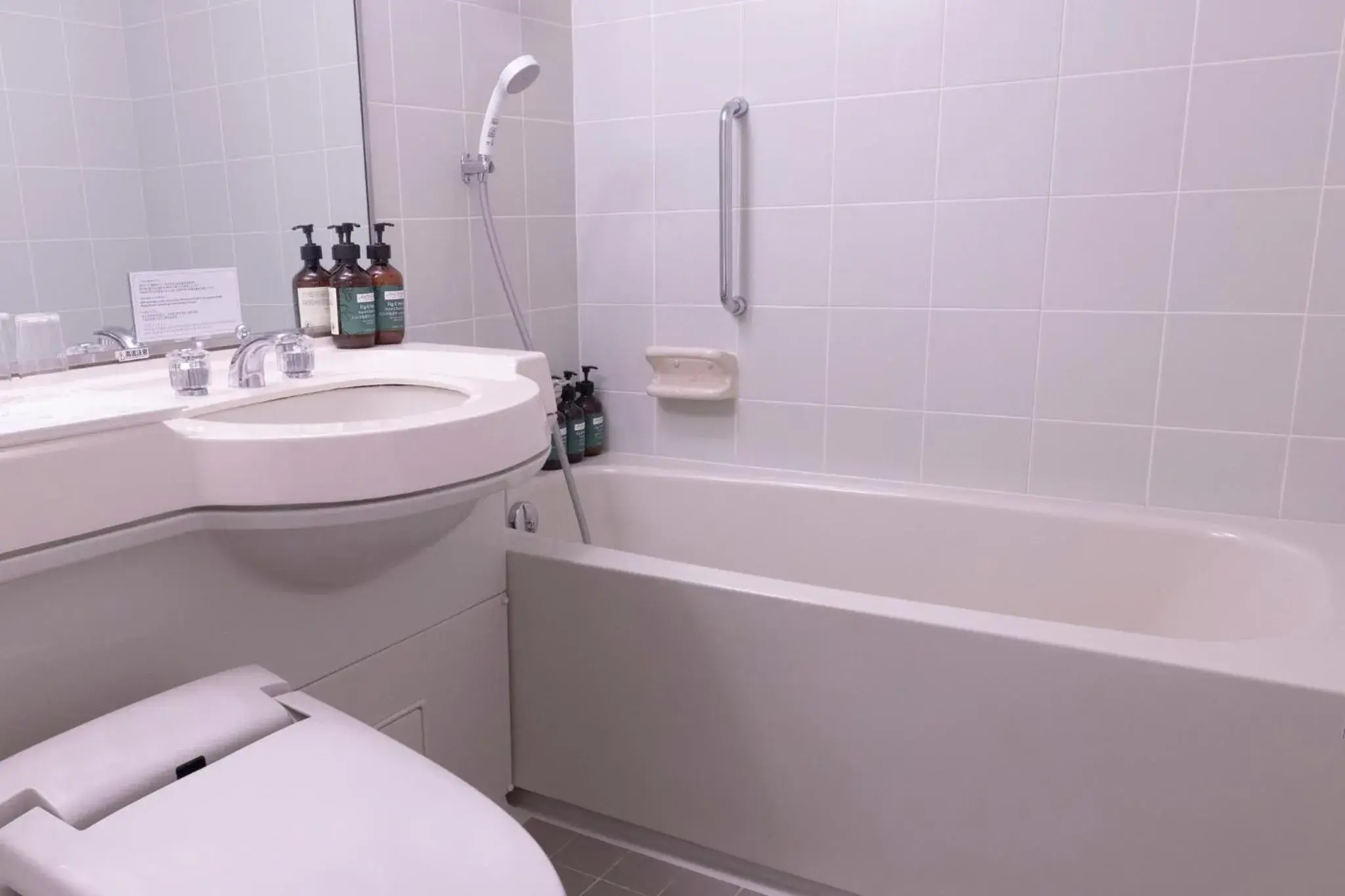 Standard Twin Room with Sofa Bed in ANA Crowne Plaza Resort Appi Kogen by IHG Standard Twin Room with Sofa Bed in ANA Crowne Plaza Resort Appi Kogen by IHG