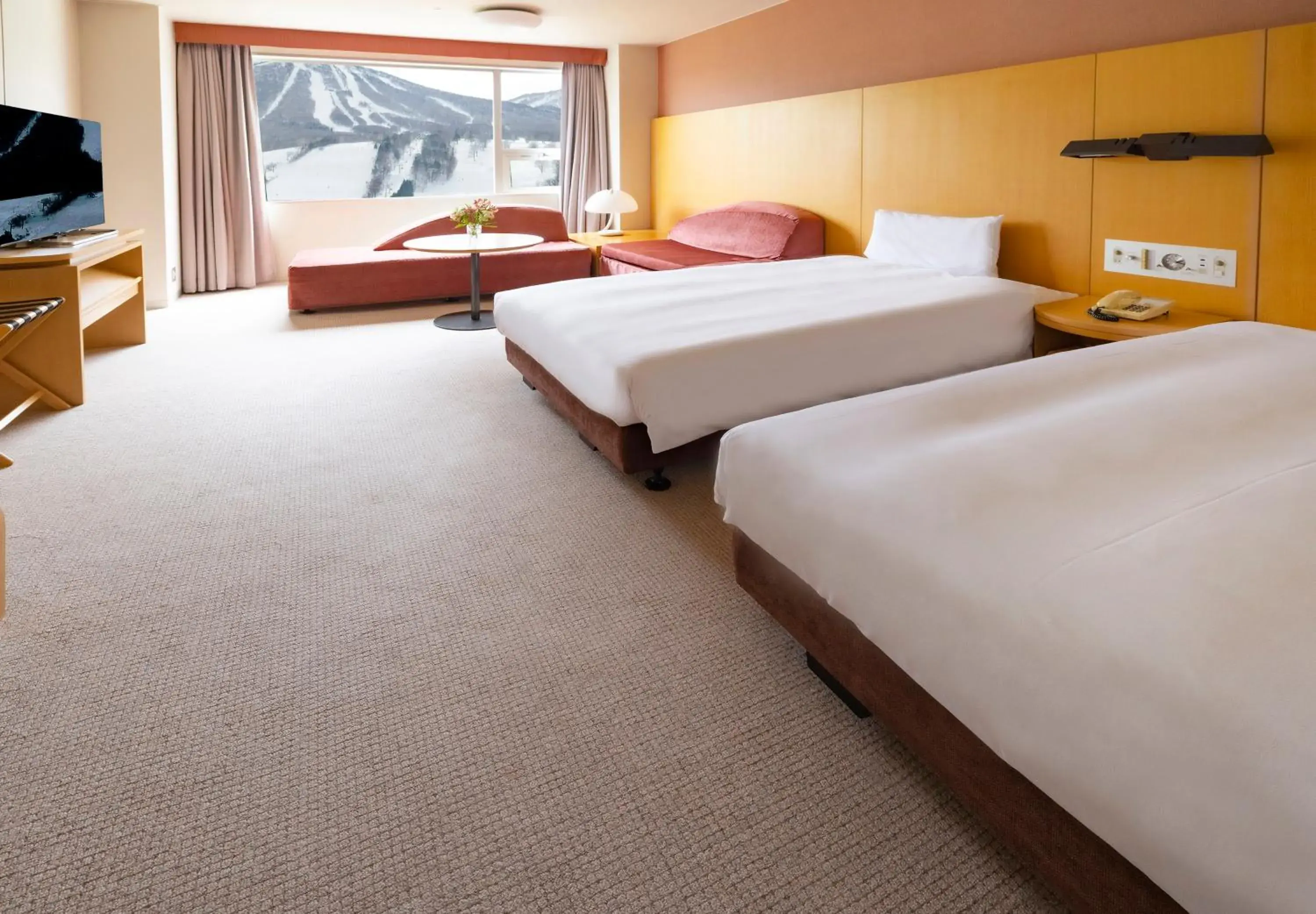 Premium Twin Room - High Floor in ANA Crowne Plaza Resort Appi Kogen by IHG Premium Twin Room - High Floor in ANA Crowne Plaza Resort Appi Kogen by IHG