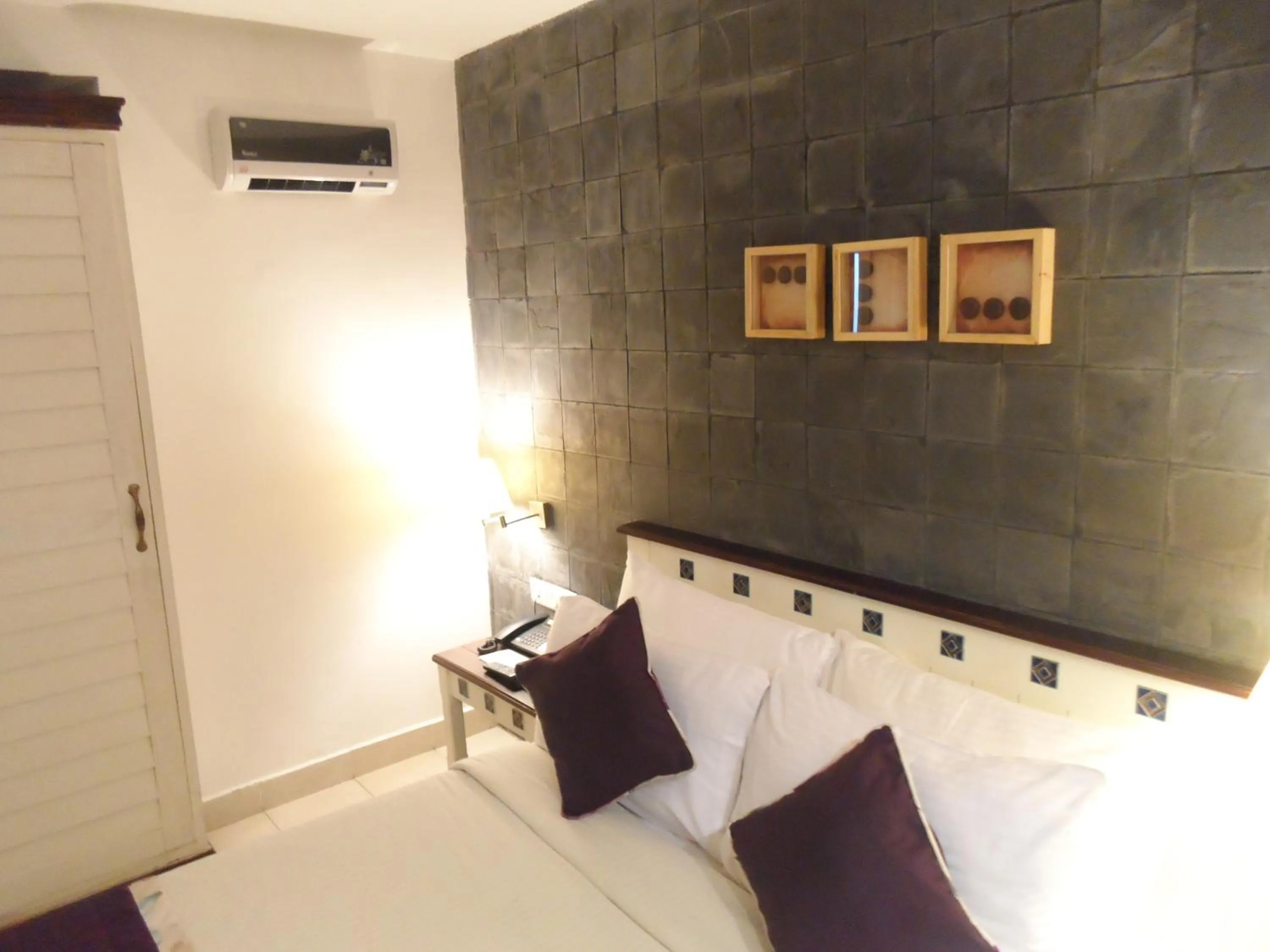 Bedroom, Bed in Sterling Kodai Lake