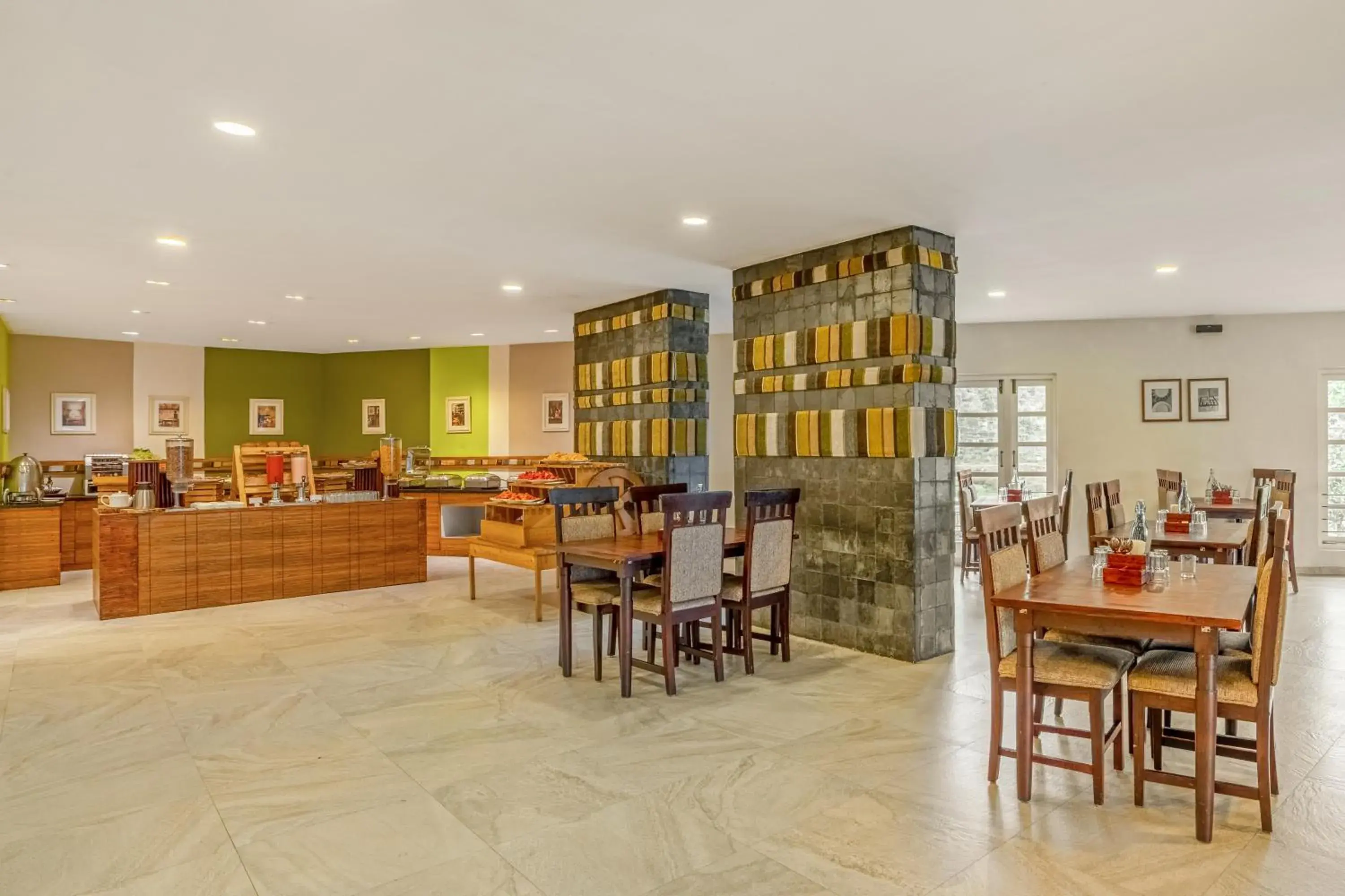 Restaurant/places to eat in Sterling Kodai Lake Restaurant/places to eat in Sterling Kodai Lake