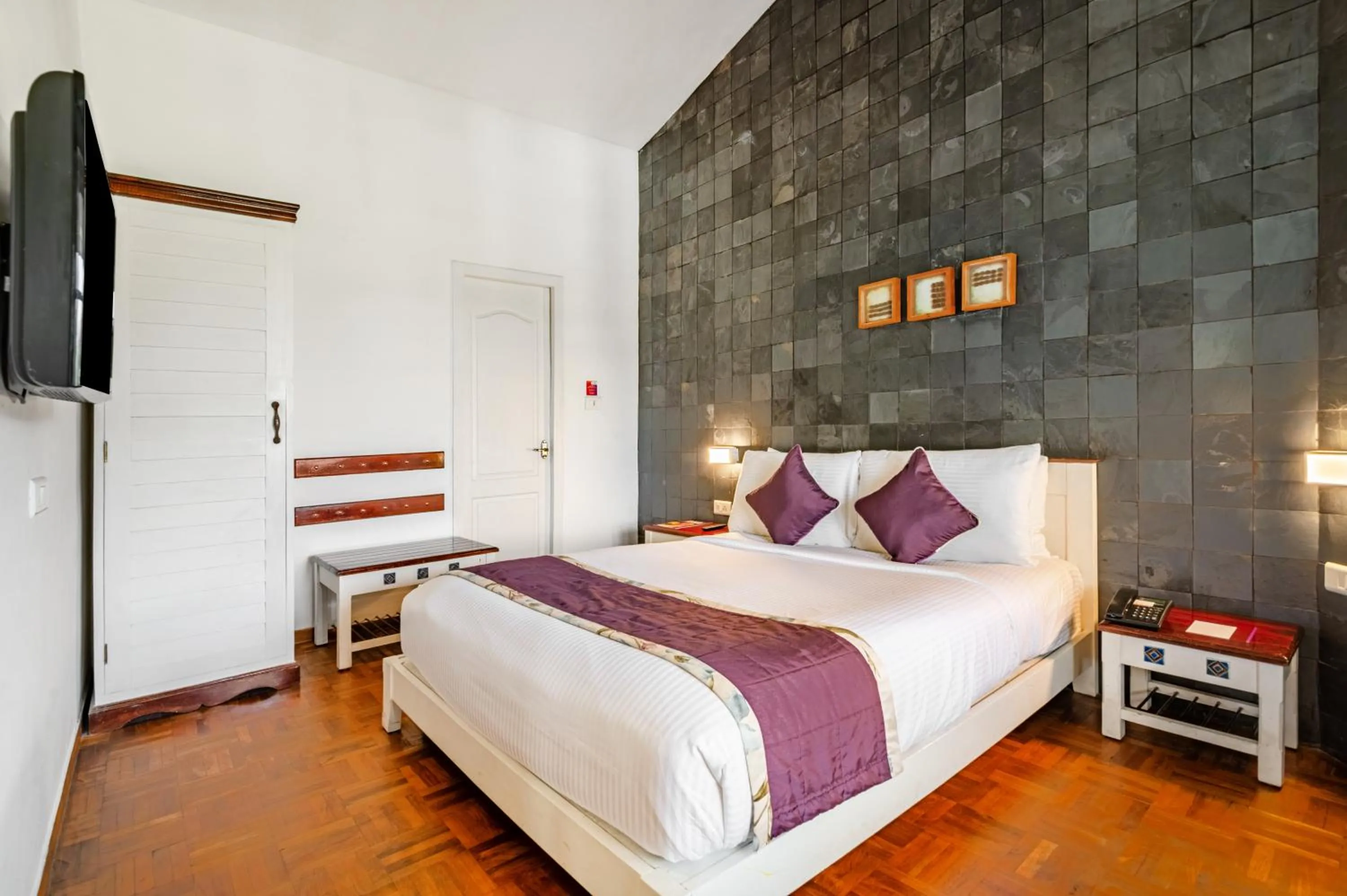 Bed in Sterling Kodai Lake