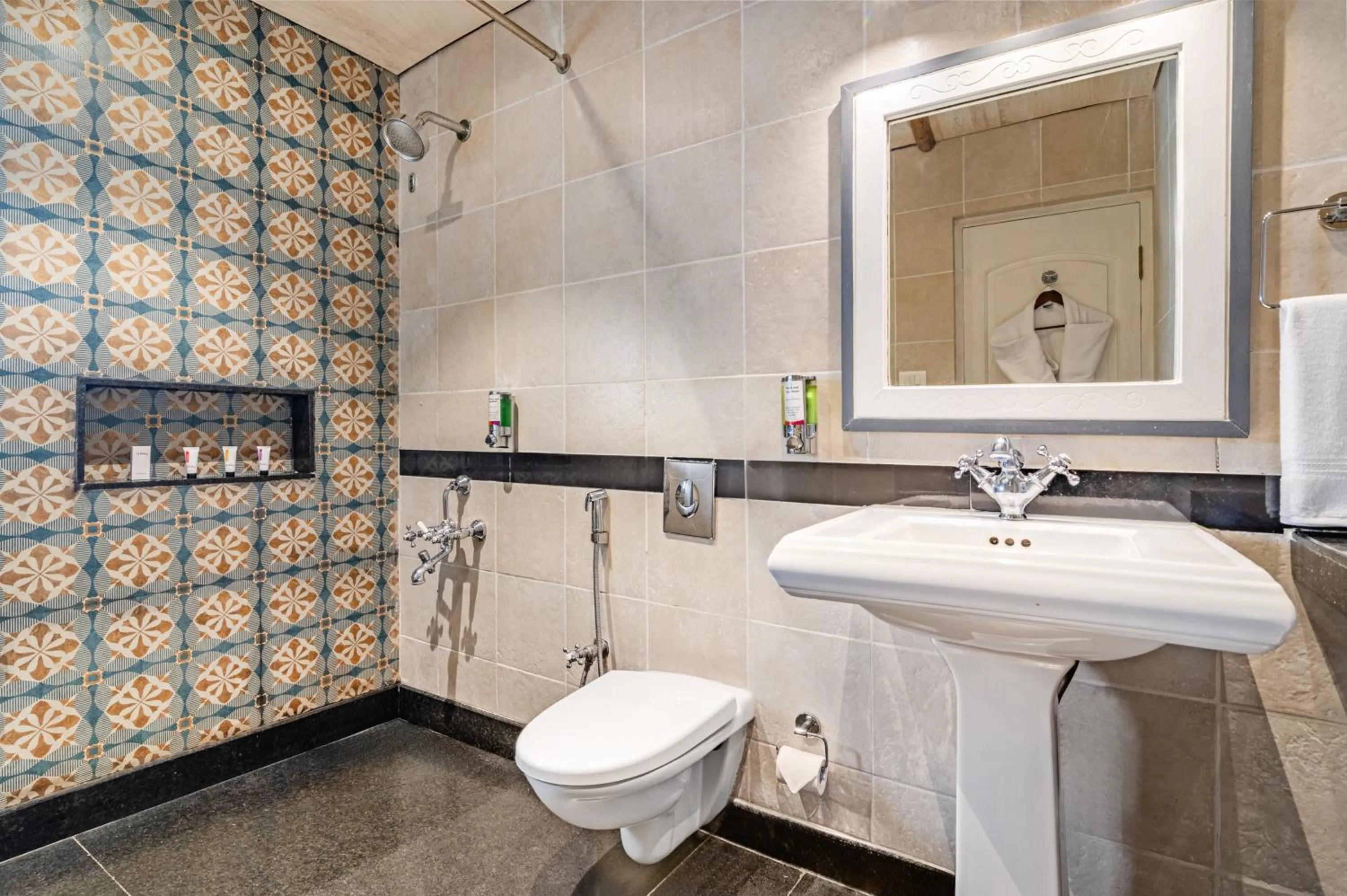 Bathroom in Sterling Kodai Lake