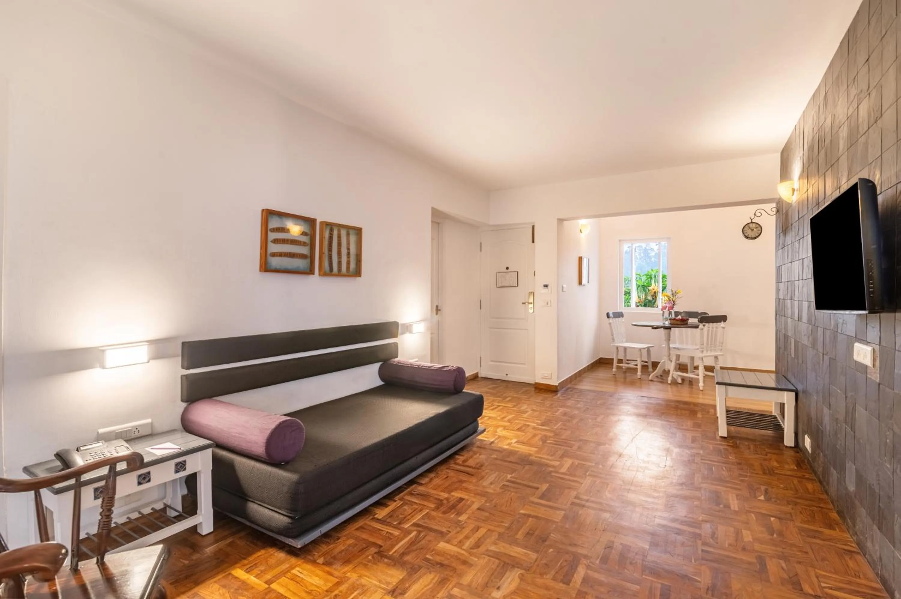 Living room in Sterling Kodai Lake