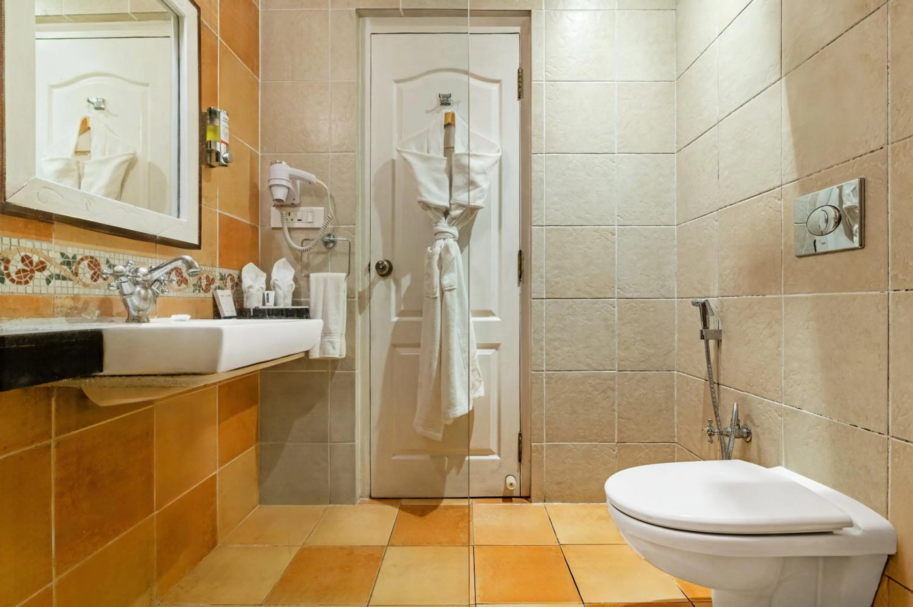 Bathroom in Sterling Kodai Lake