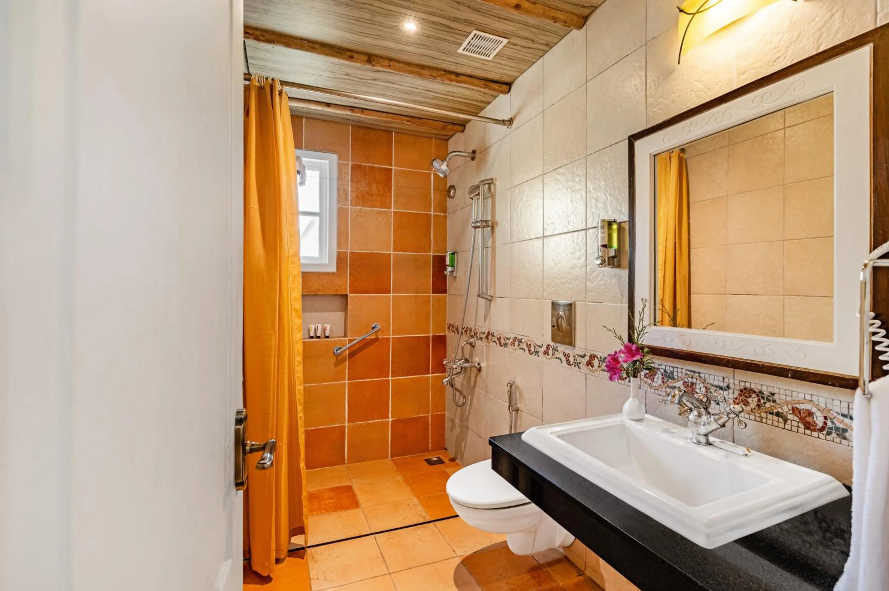 Bathroom in Sterling Kodai Lake