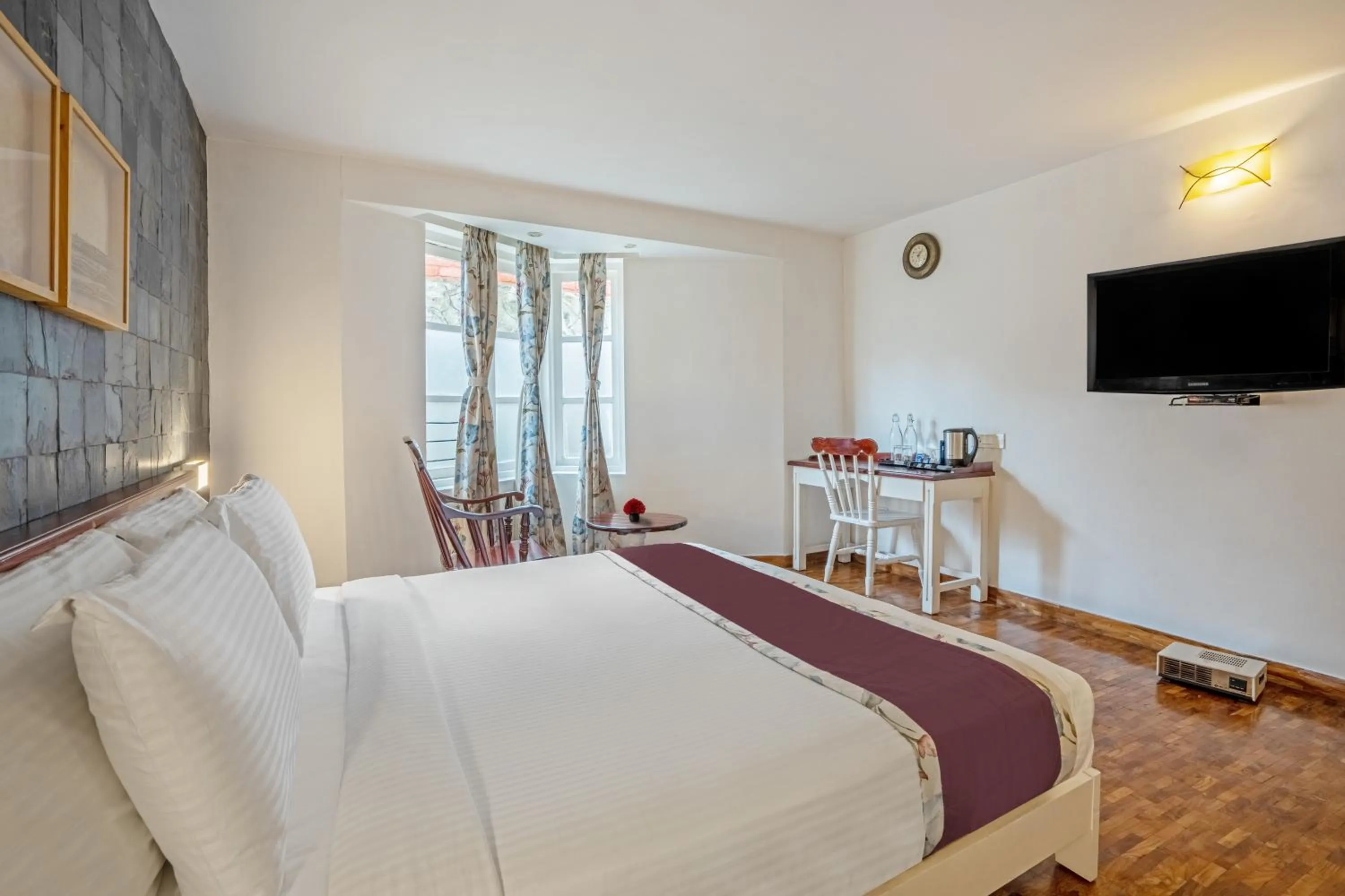 TV and multimedia, Bed in Sterling Kodai Lake