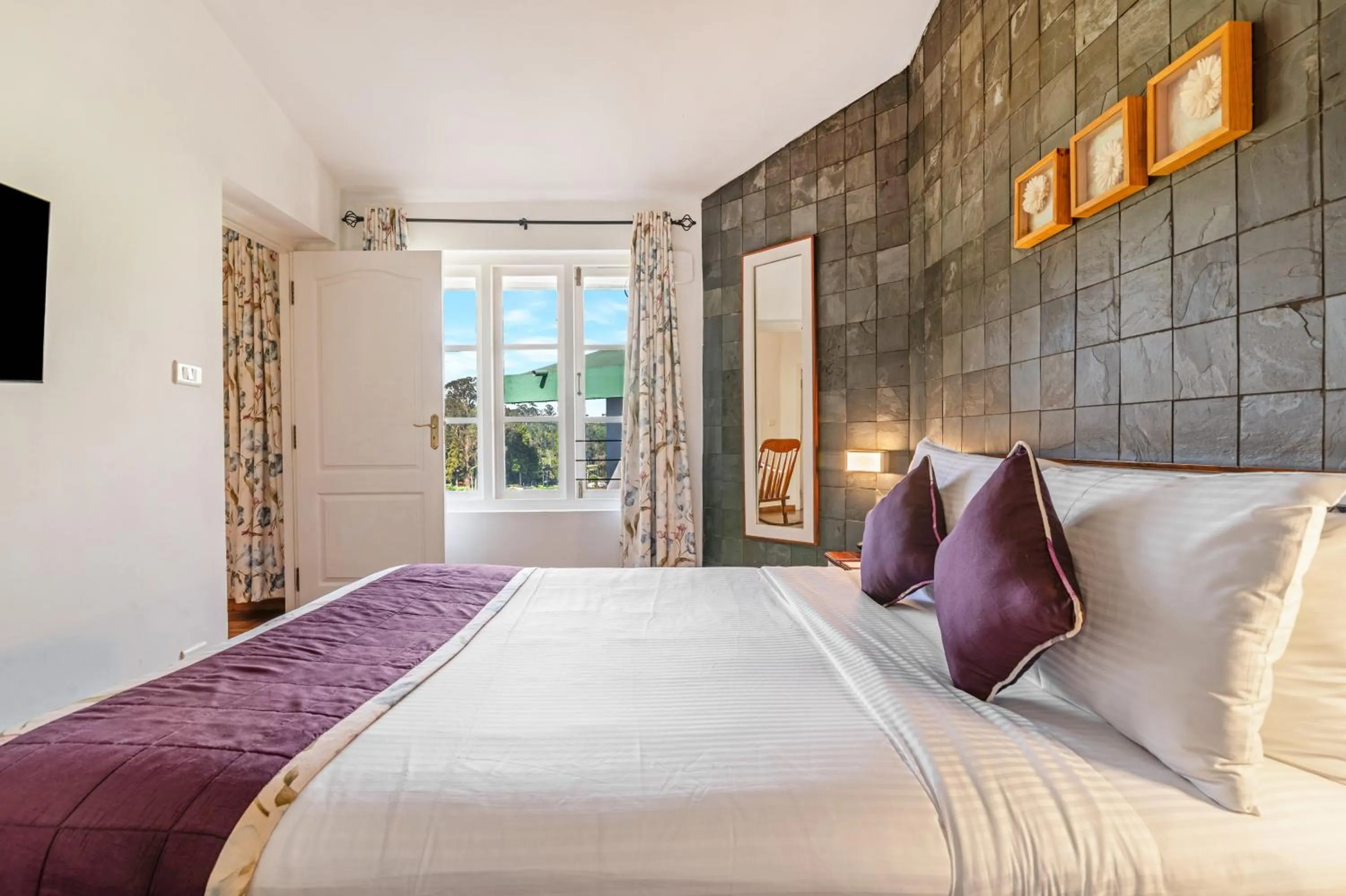 Bedroom, Bed in Sterling Kodai Lake