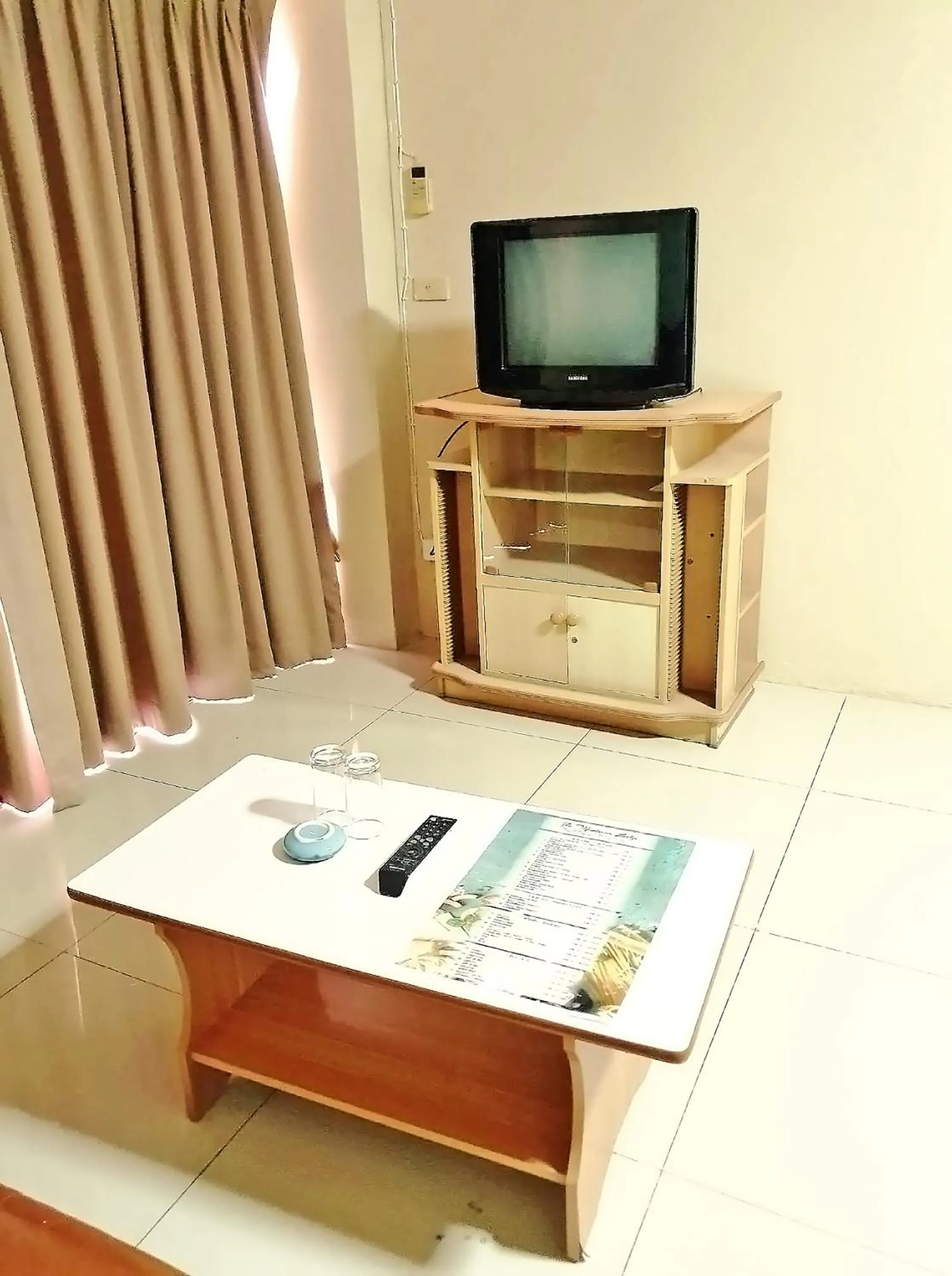 Bed in The Montana Lodge-Sathorn