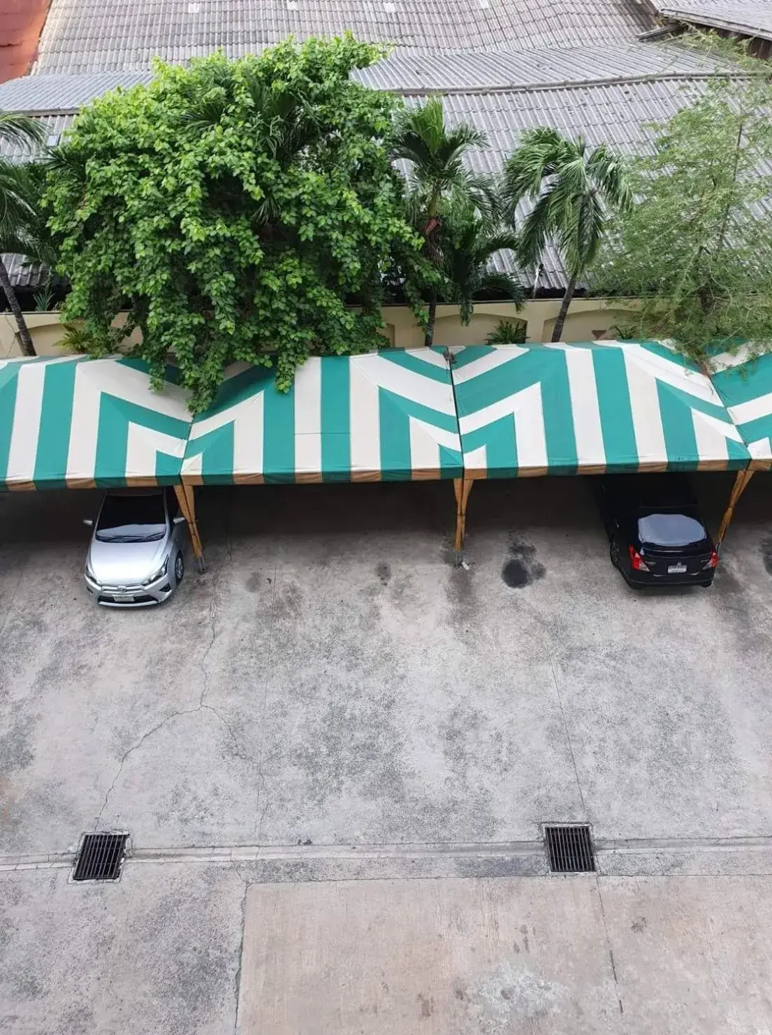 The Montana Lodge-Sathorn The Montana Lodge-Sathorn