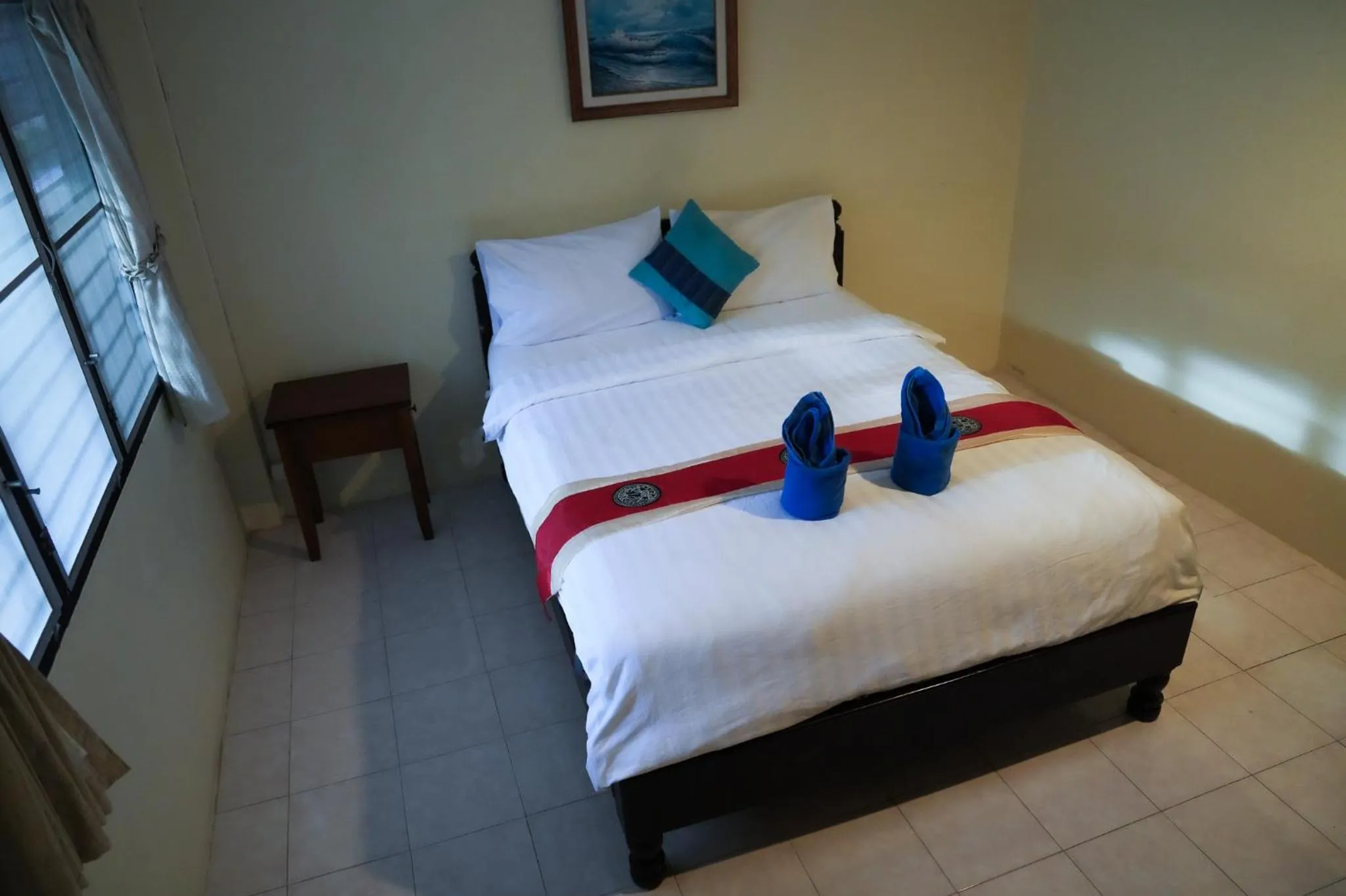 Bed in JP Resort Koh Tao