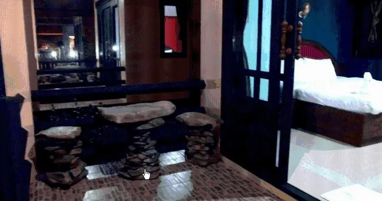 Bed in Needa Rock Resort