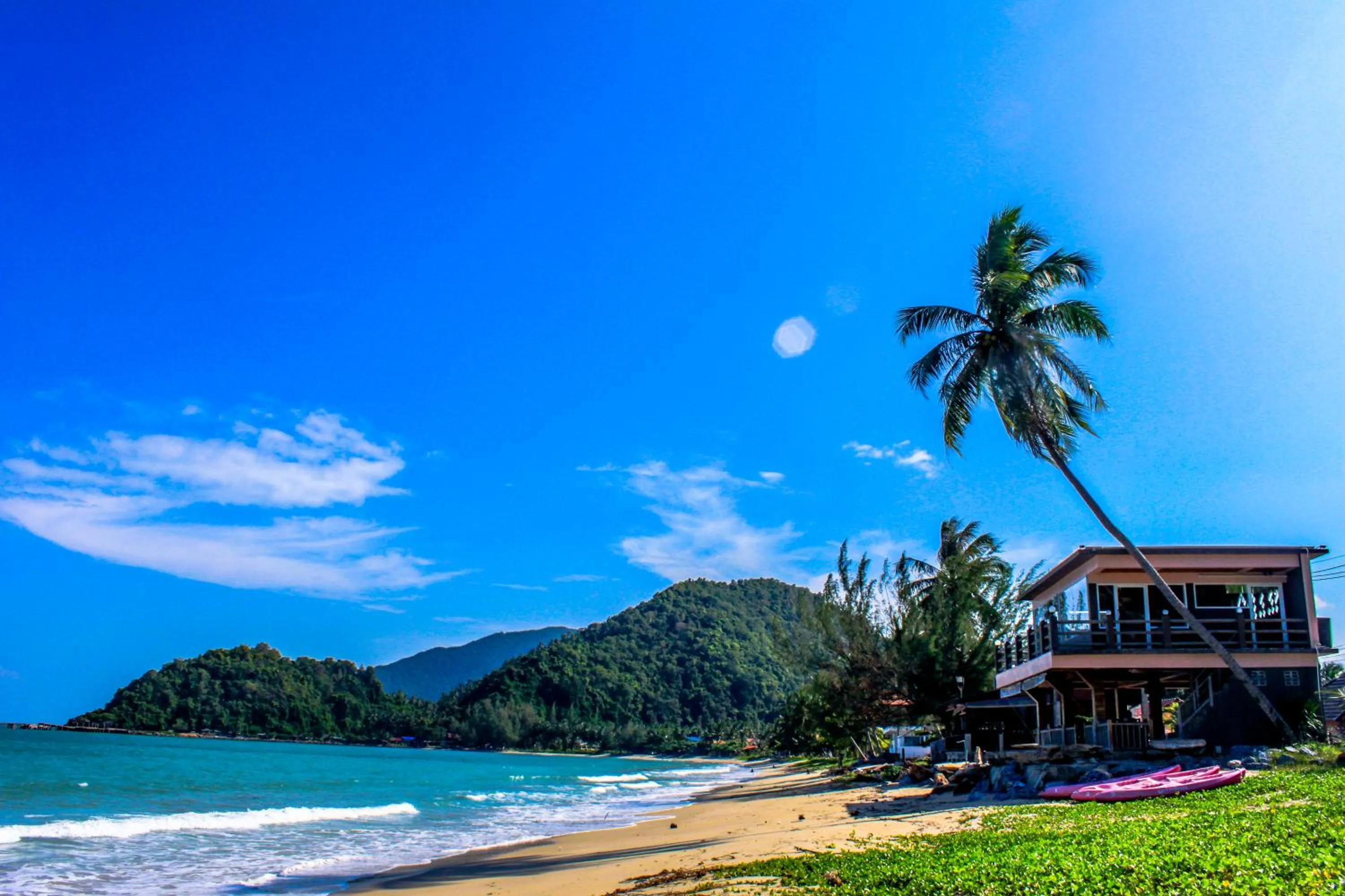 Beach in Needa Rock Resort