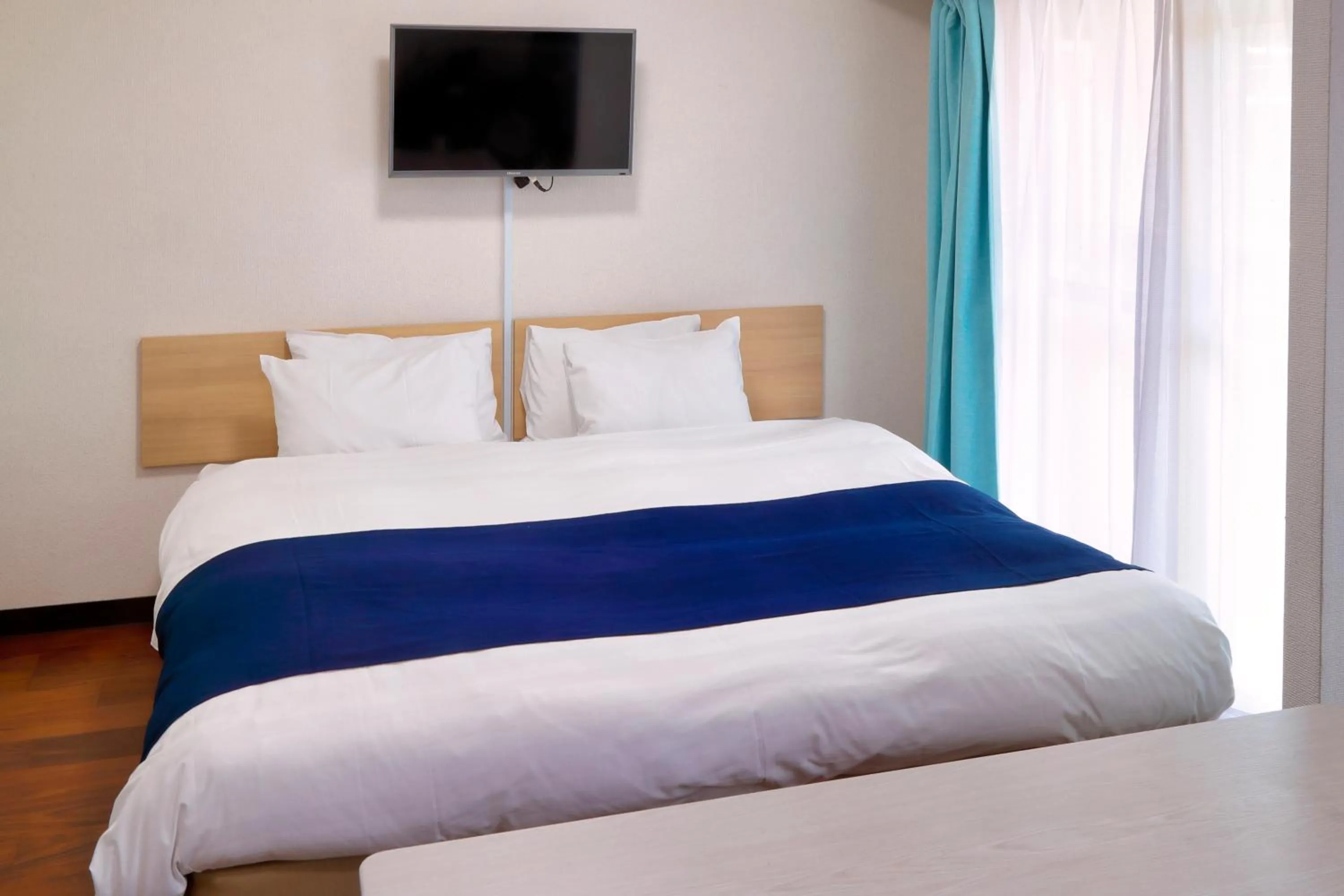 Photo of the whole room, Bed in HOTEL Nishikawaguchi Weekly