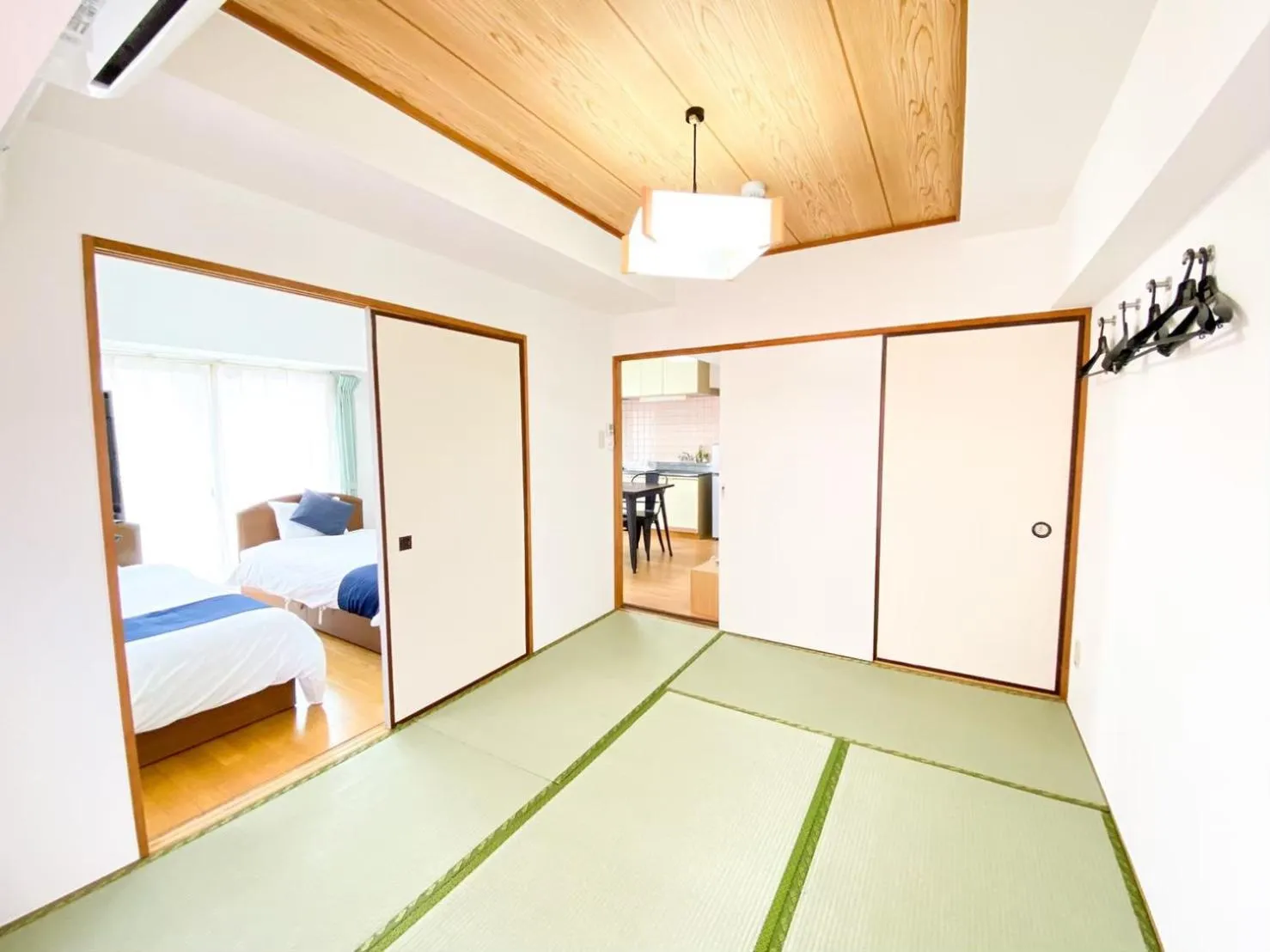 Photo of the whole room, Bed in HOTEL Nishikawaguchi Weekly