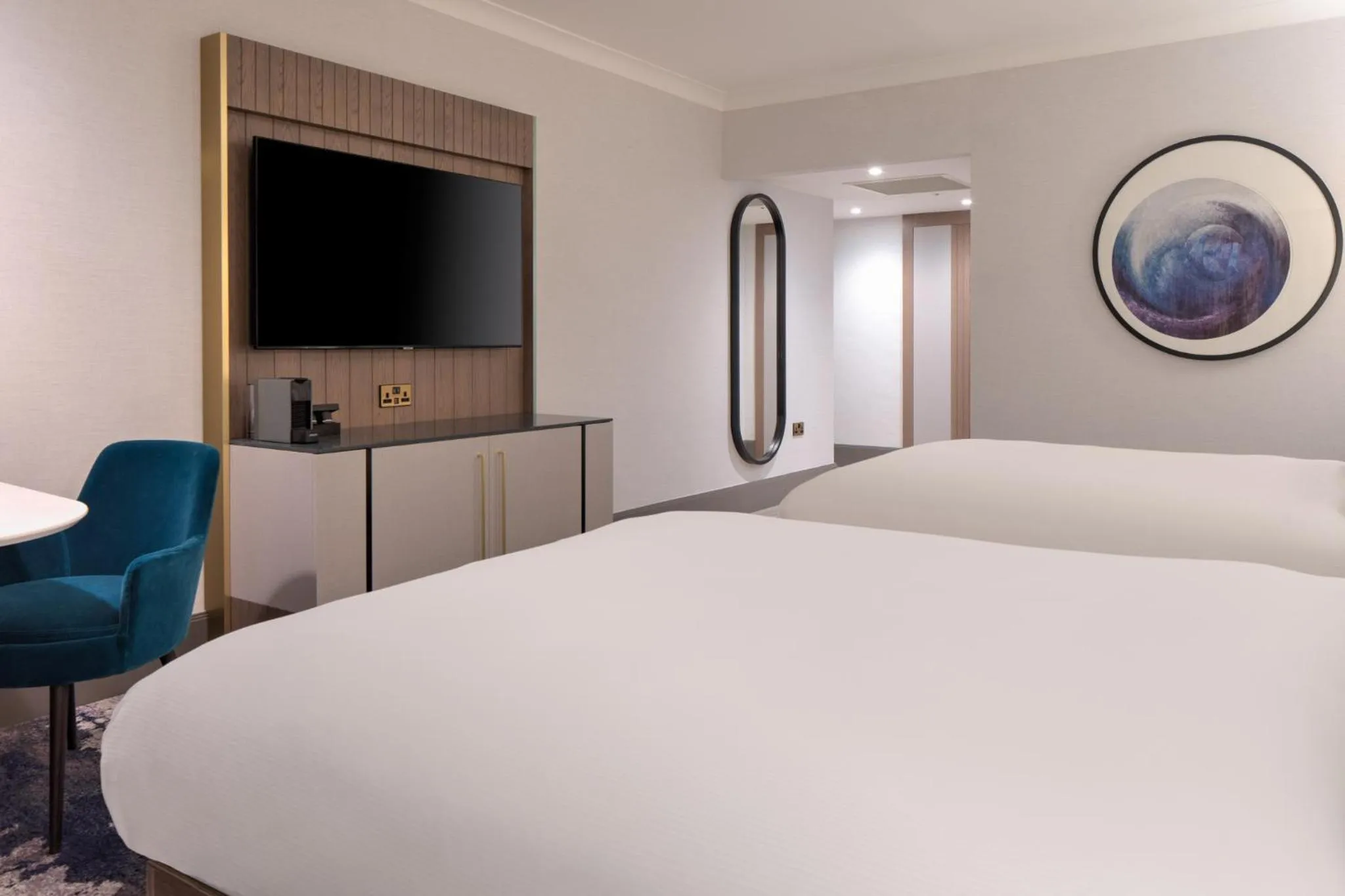 TV and multimedia, Bed in Hilton Glasgow