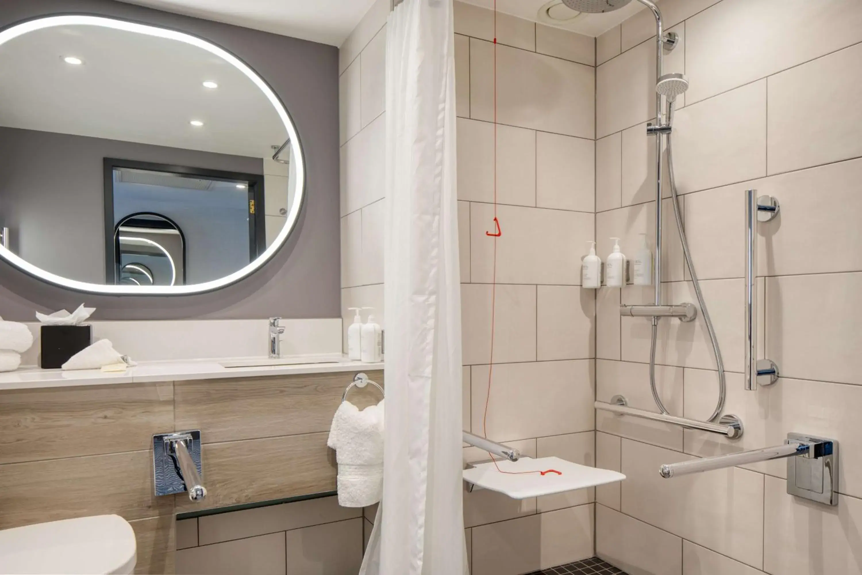 Bathroom in Hilton Glasgow Bathroom in Hilton Glasgow