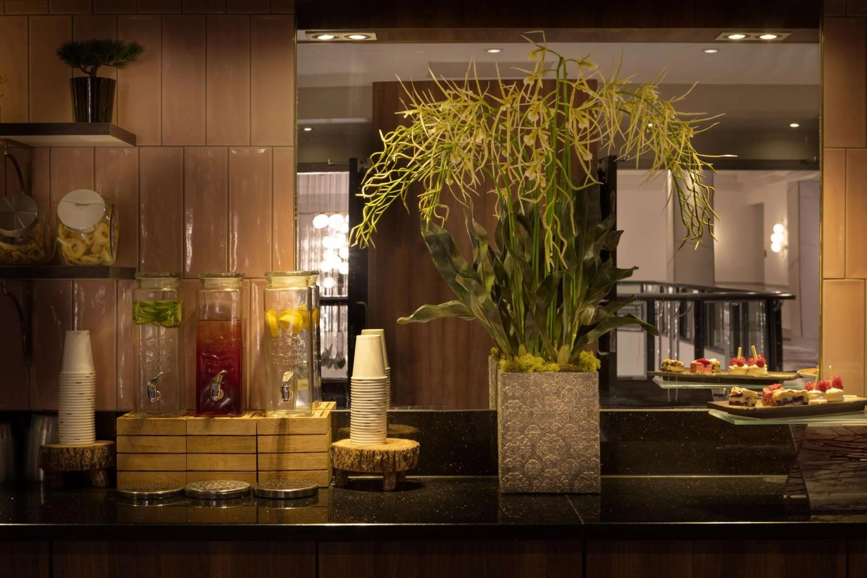 Dining area in Hilton Glasgow