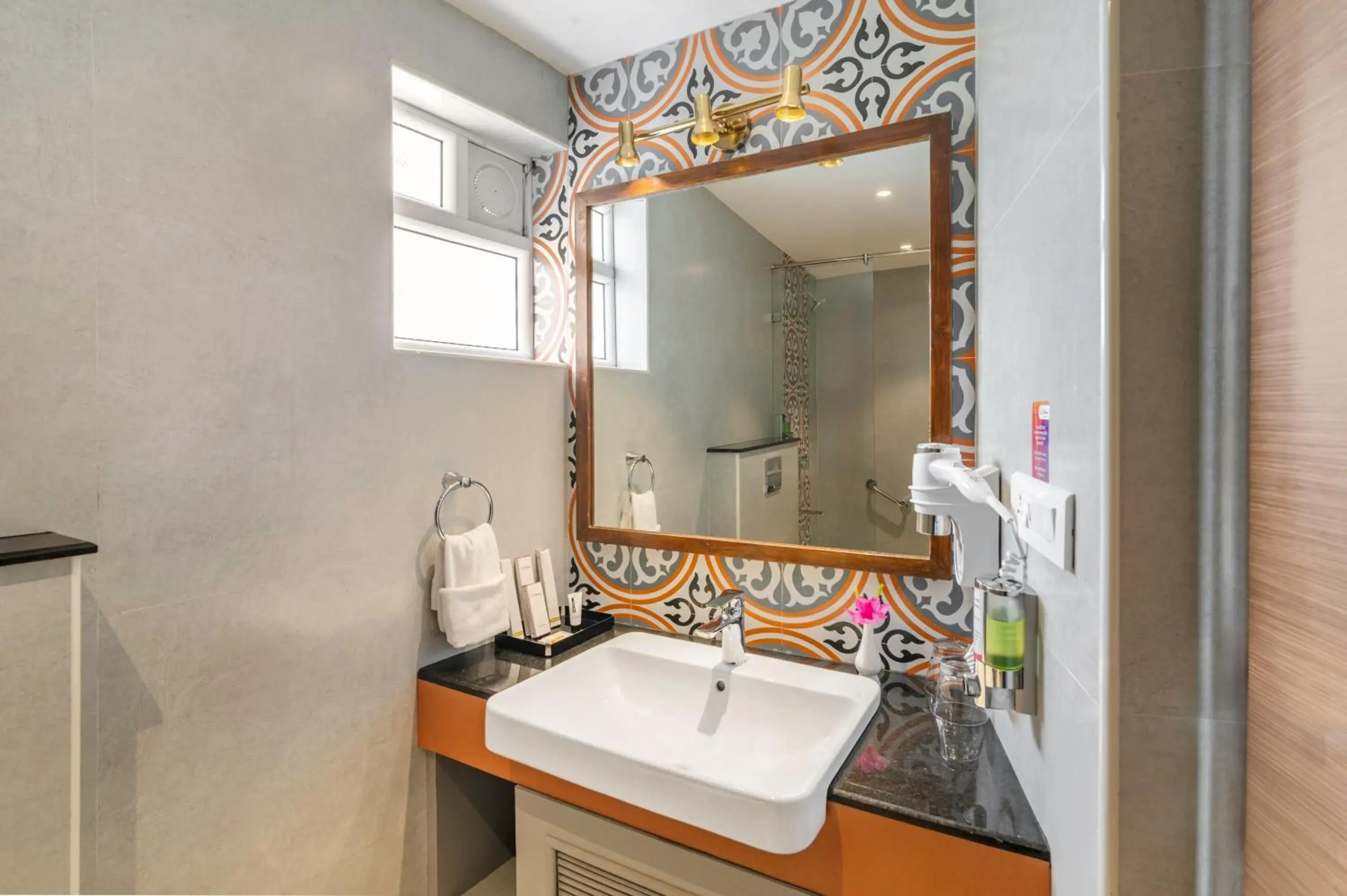 Valley View Thematic Suite with Balcony in Sterling Kodai Valley Valley View Thematic Suite with Balcony in Sterling Kodai Valley