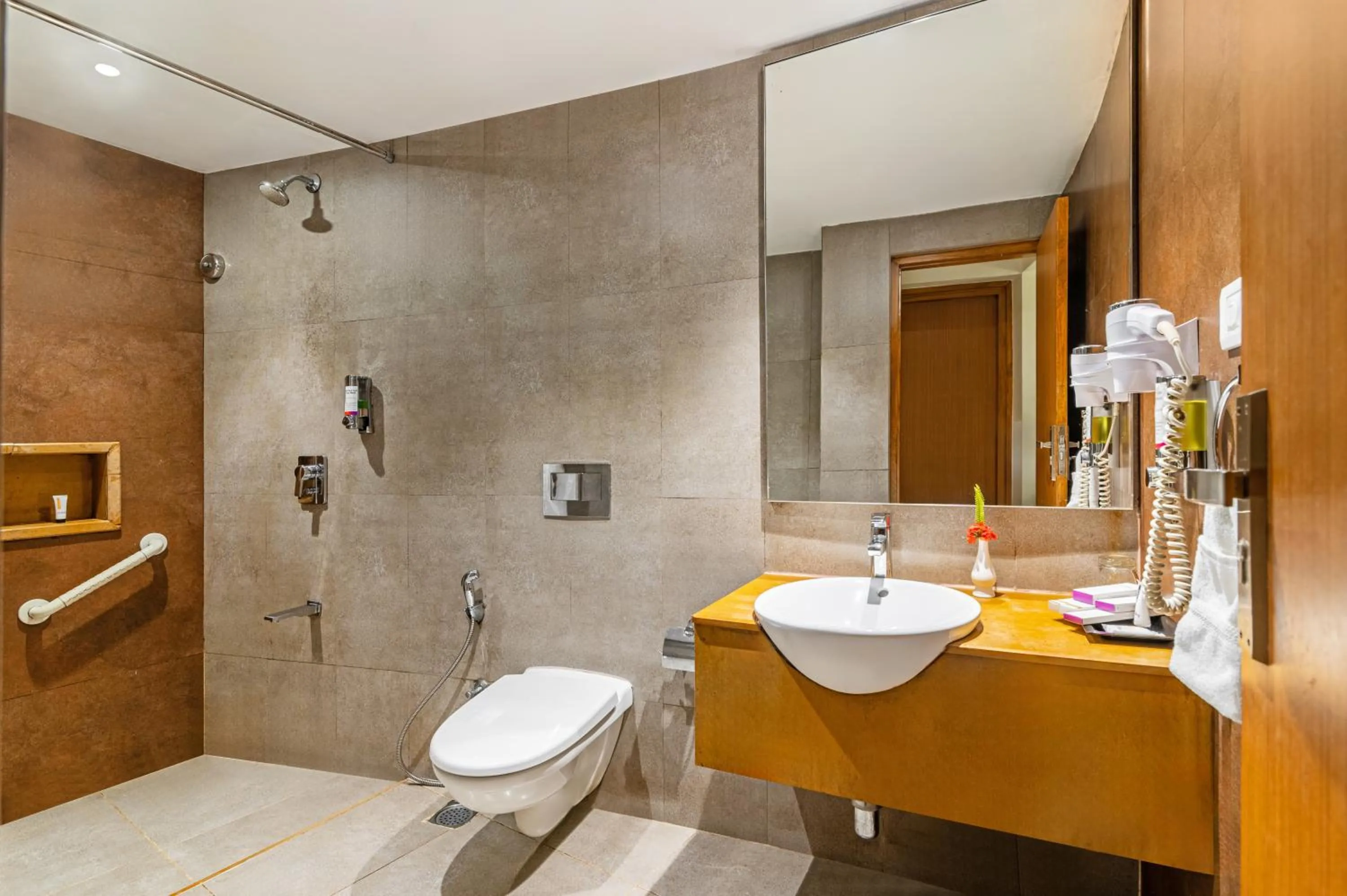 Bathroom in Sterling Kodai Valley