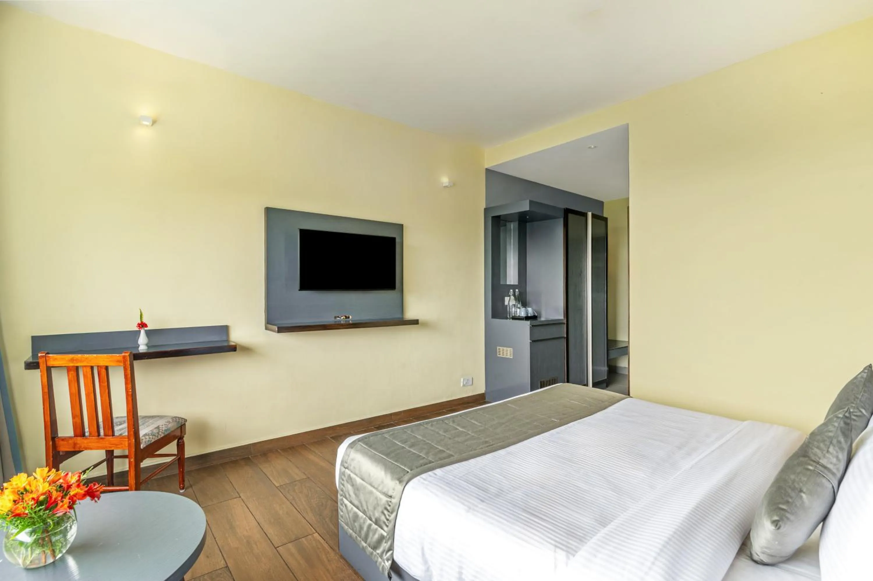 Bedroom, Bed in Sterling Kodai Valley