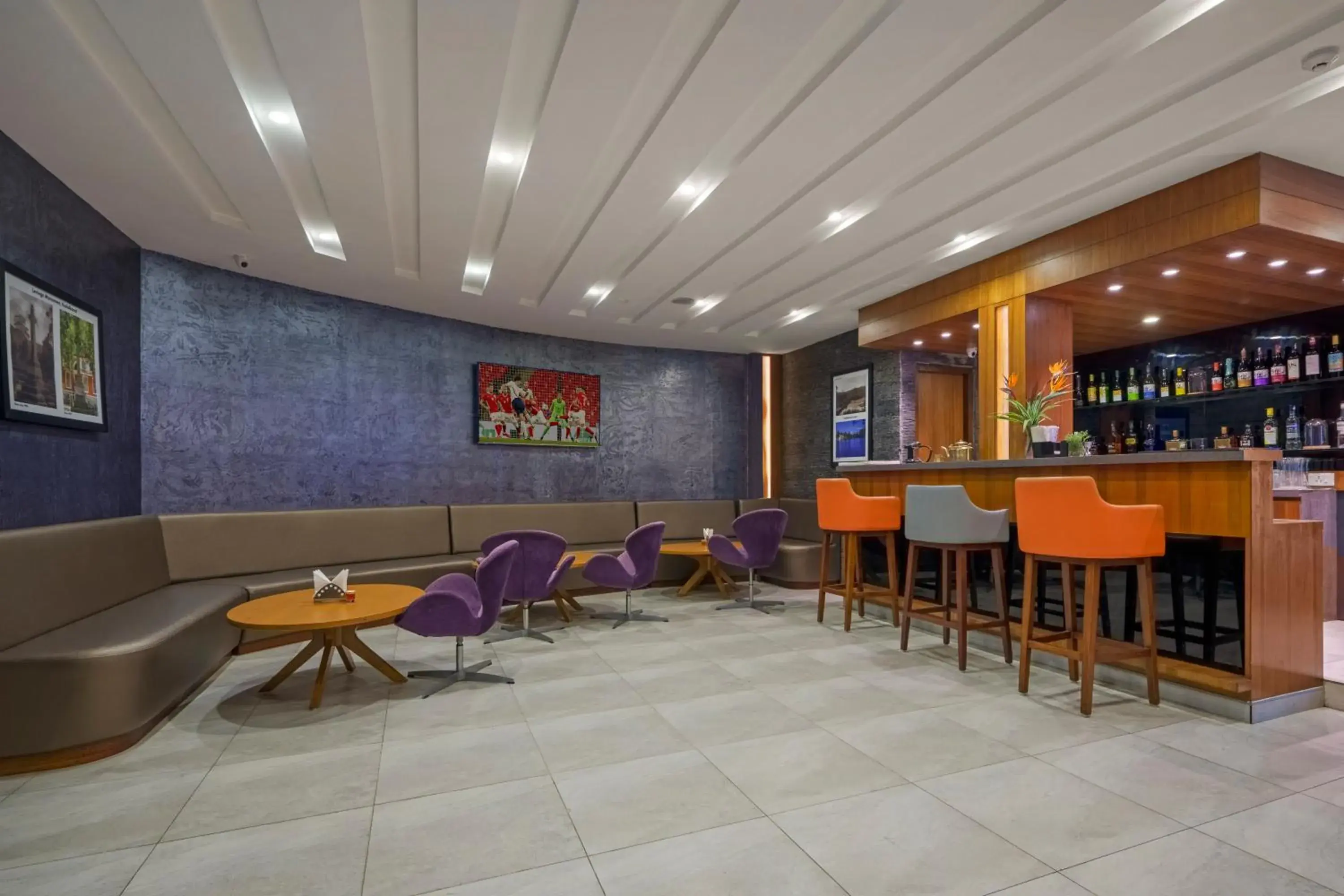 Lounge or bar in Sterling Kodai Valley Lounge or bar in Sterling Kodai Valley